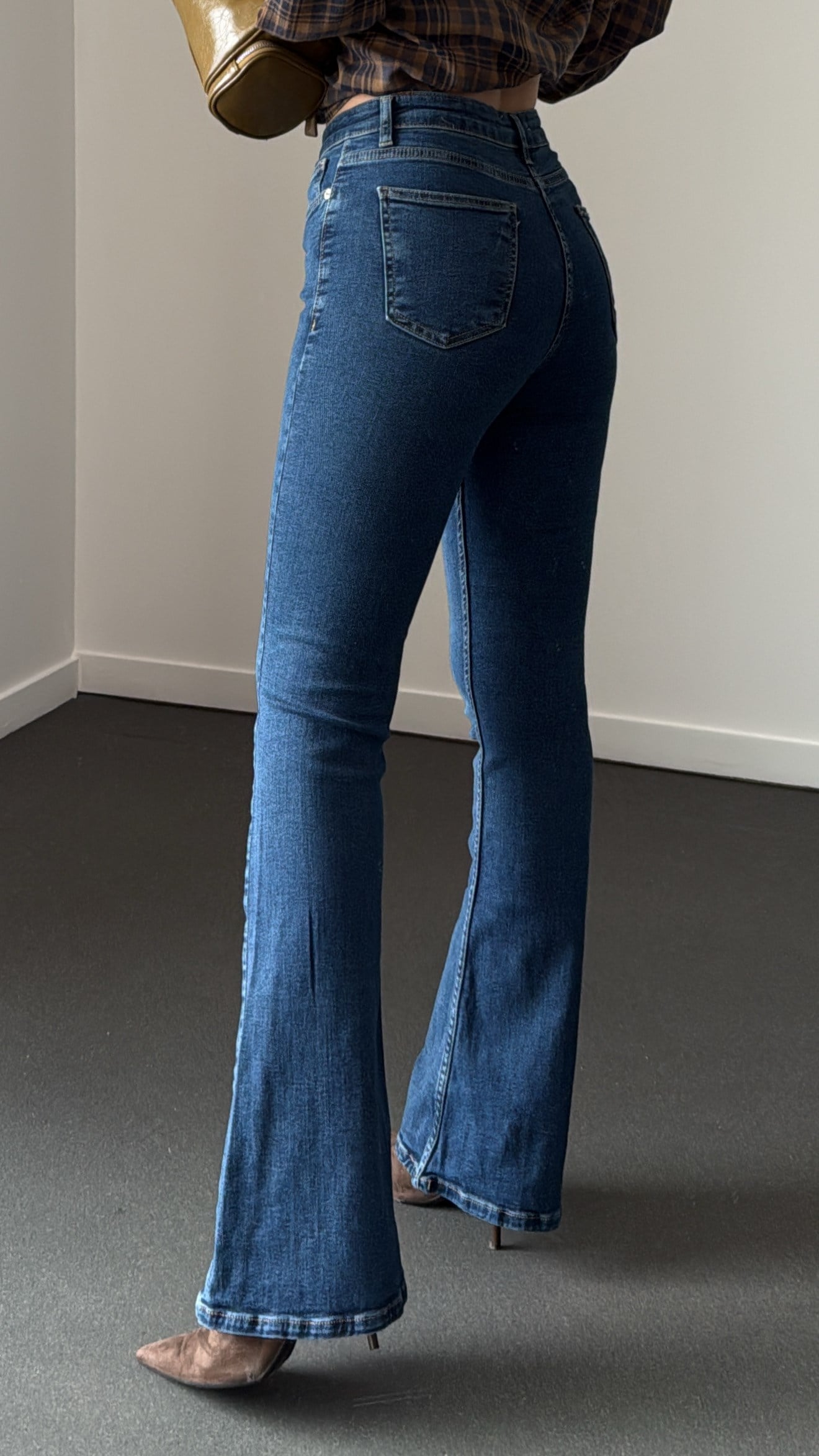 Santorini Orta Kot Yüksek Bel Toparlayıcı Flare Jeans