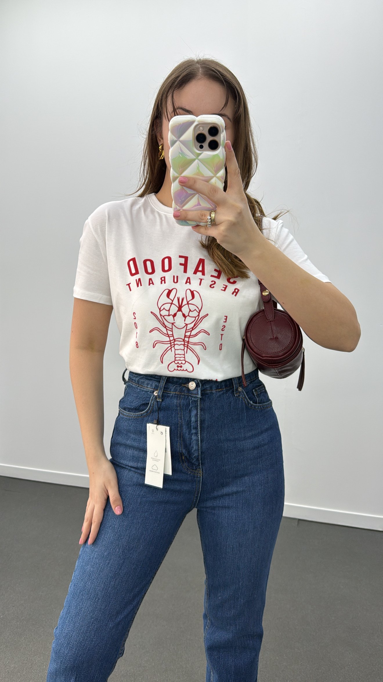 Seafood Beyaz Kırmızı Yazı Baskılı Tshirt