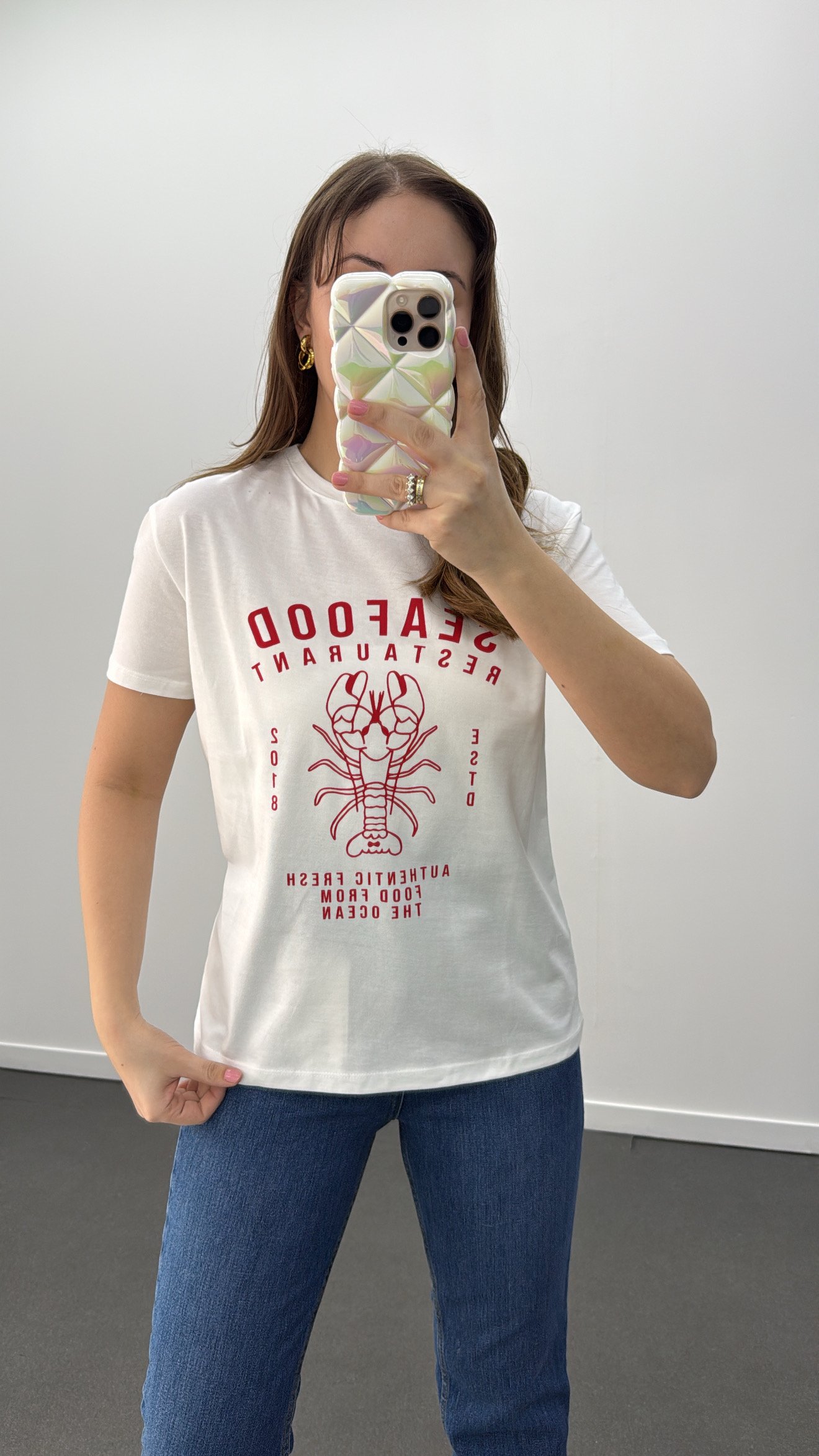 Seafood Beyaz Kırmızı Yazı Baskılı Tshirt