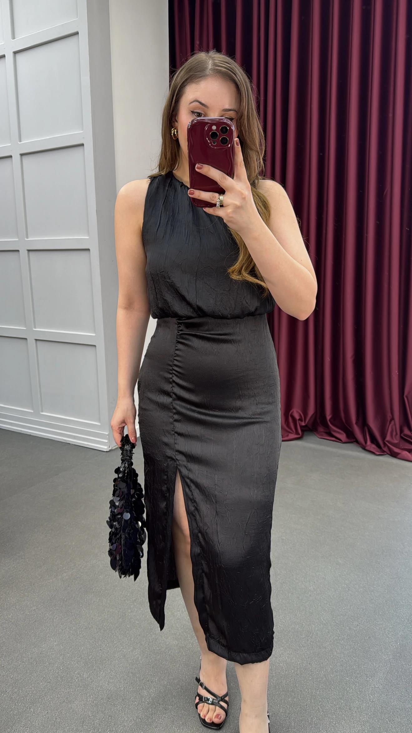 Shay Siyah Önden Büzgülü Midi Elbise