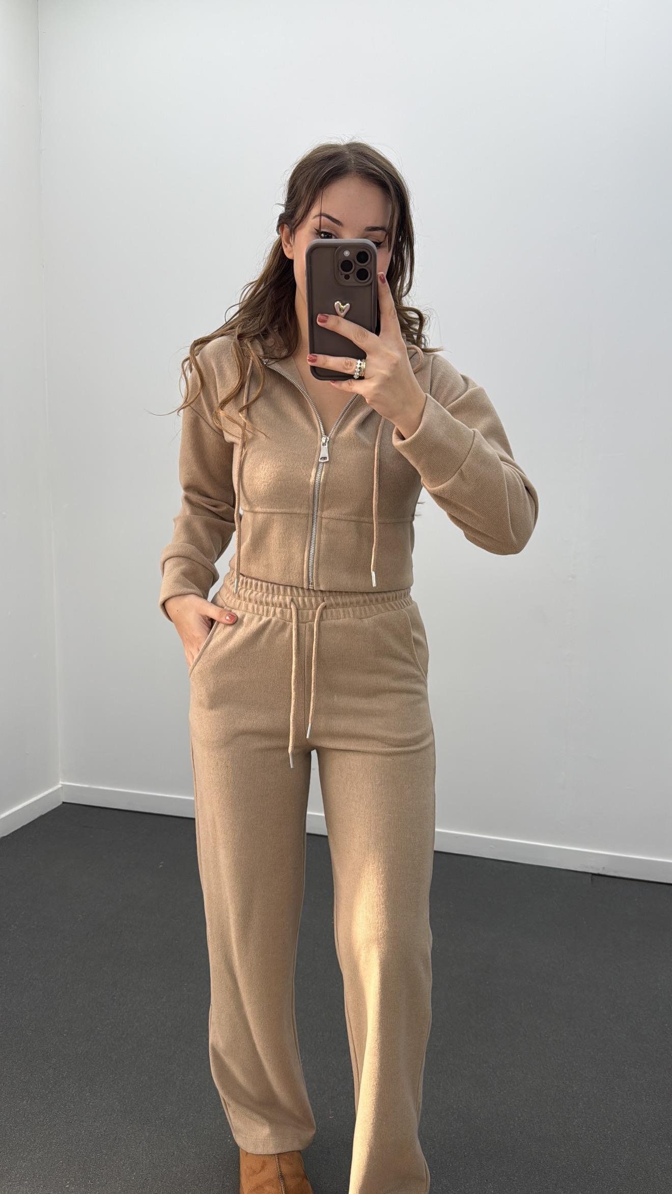 Sheila Bej Selanik Crop Hırka Ve Eşofman Takımı