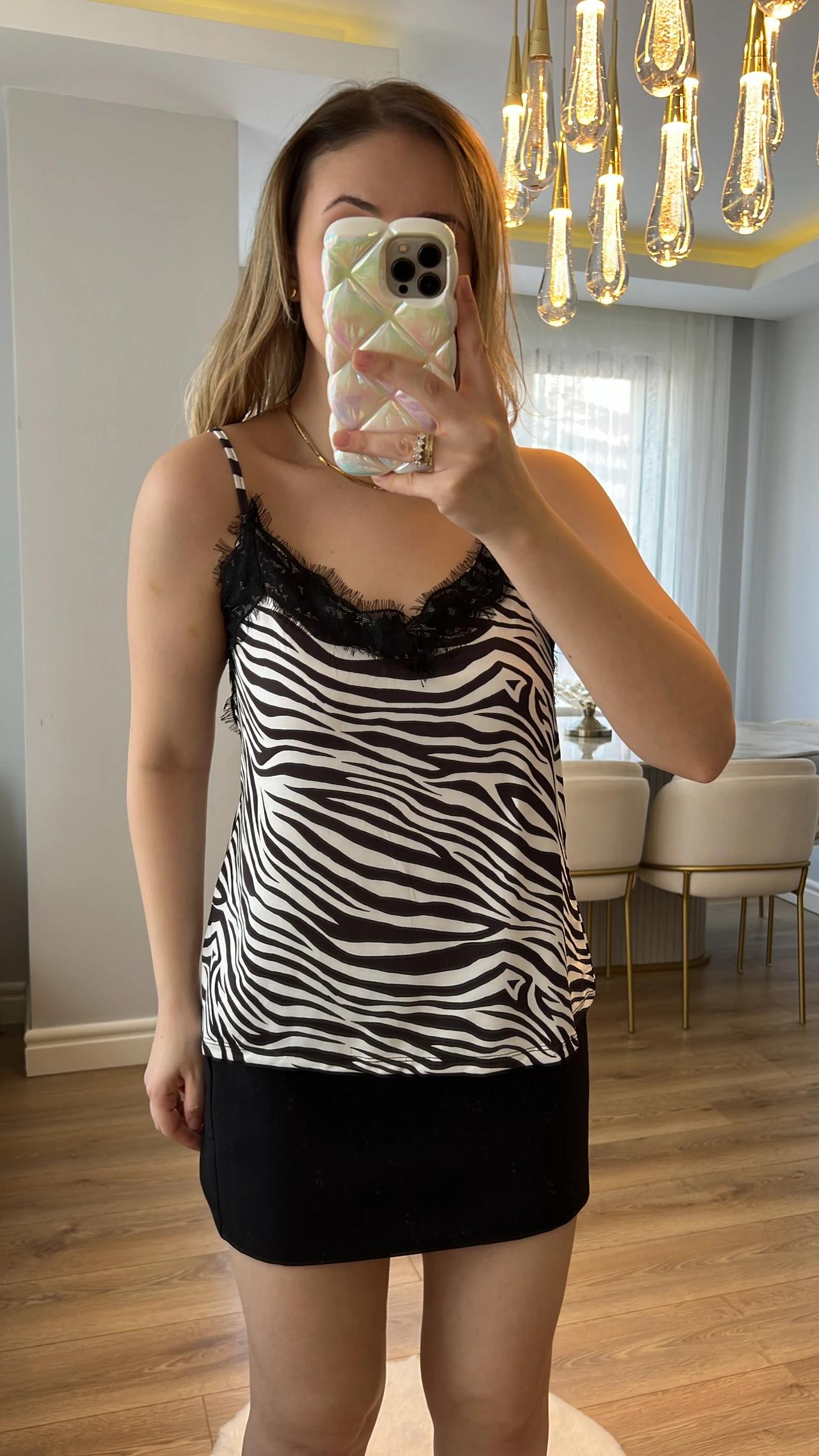 Siyah Beyaz Zebra Desenli Dantelli Atlet