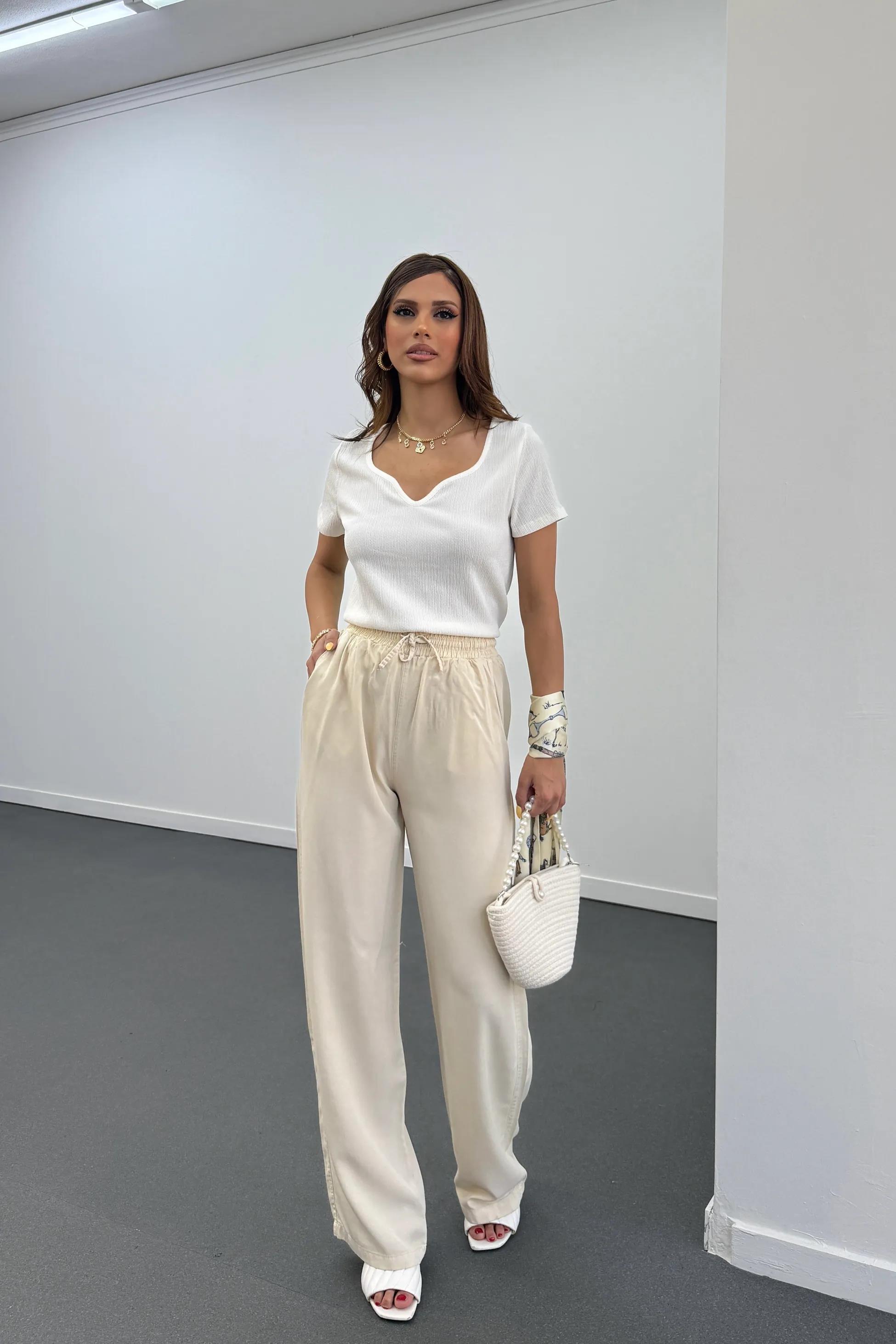 Sonya Krem Beli Lastikli Salaş Pantolon