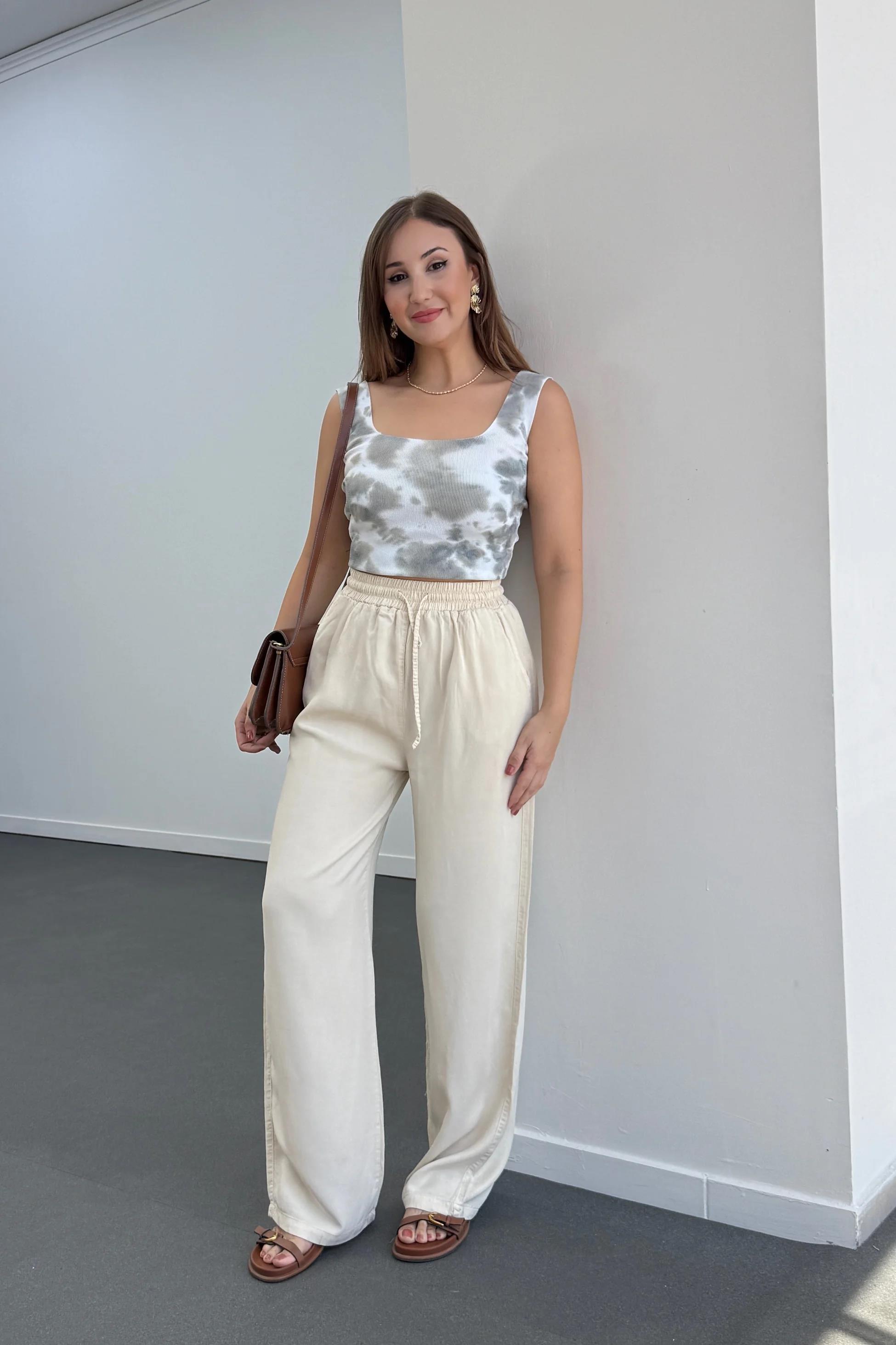 Sonya Krem Beli Lastikli Salaş Pantolon