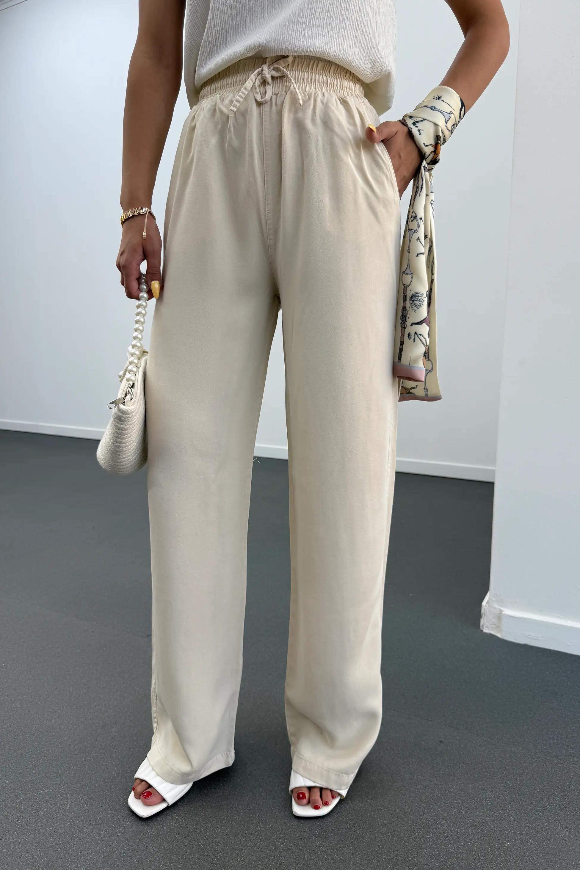 Sonya Krem Beli Lastikli Salaş Pantolon