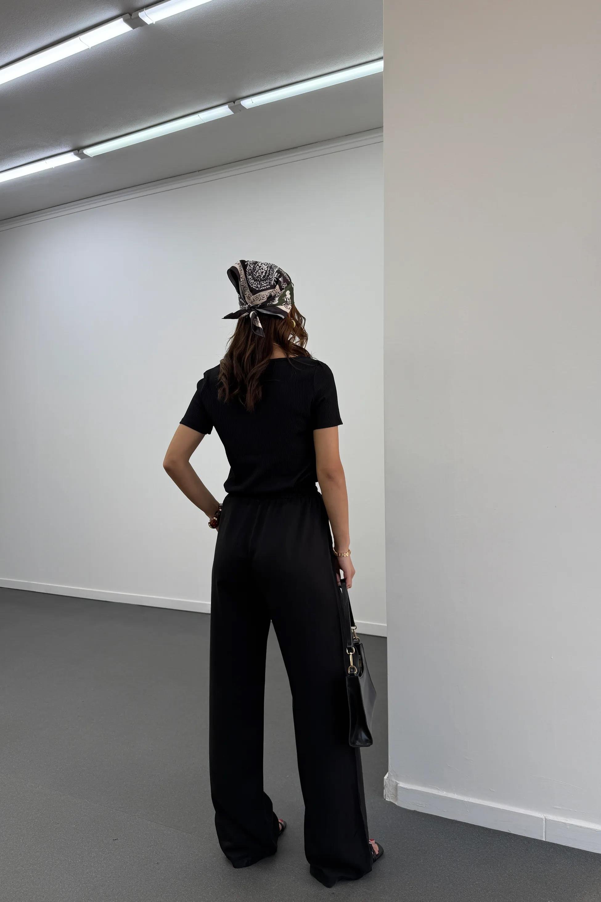 Sonya Siyah Beli Lastikli Salaş Pantolon