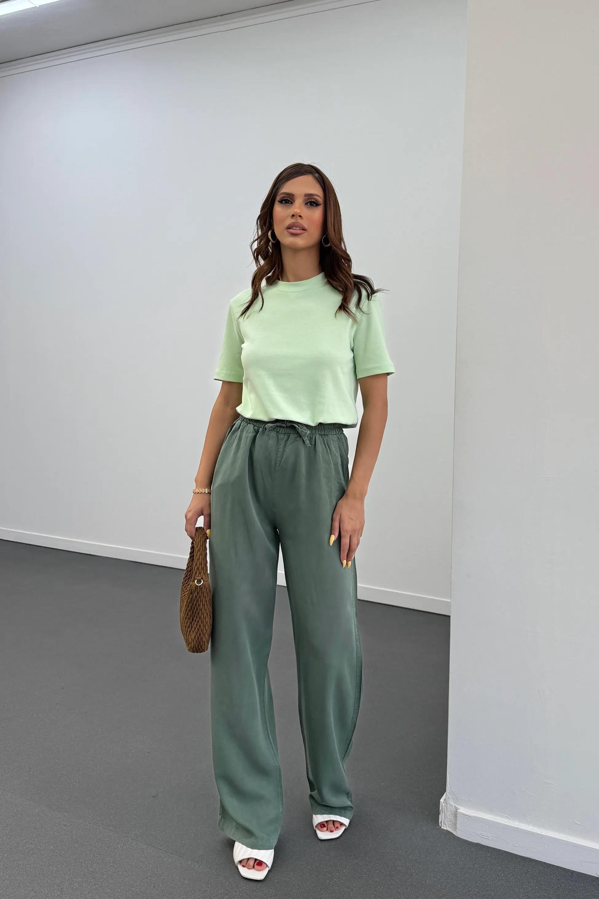 Sonya Yeşil Beli Lastikli Salaş Pantolon