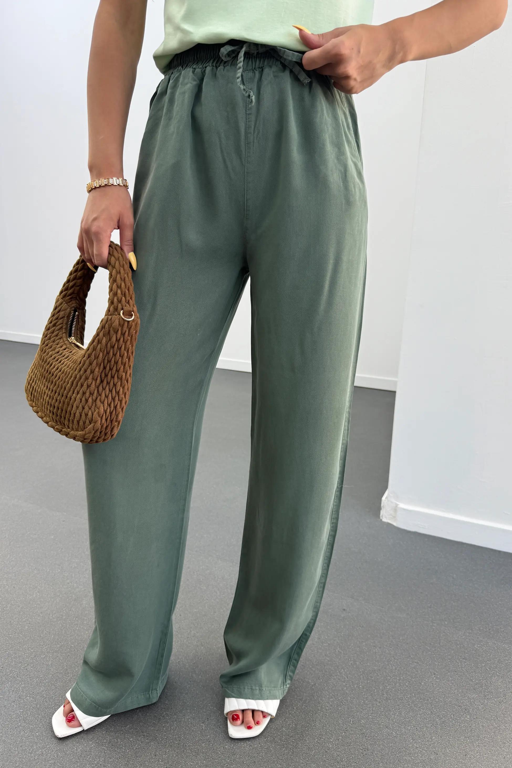 Sonya Yeşil Beli Lastikli Salaş Pantolon