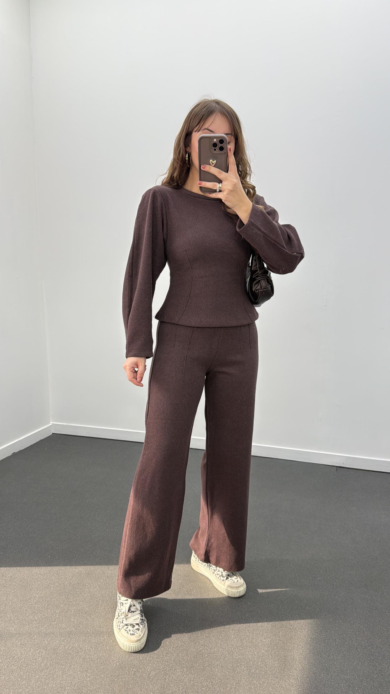 Suho Acı Kahve Balon Kol Triko Ve Pantolon Takımı