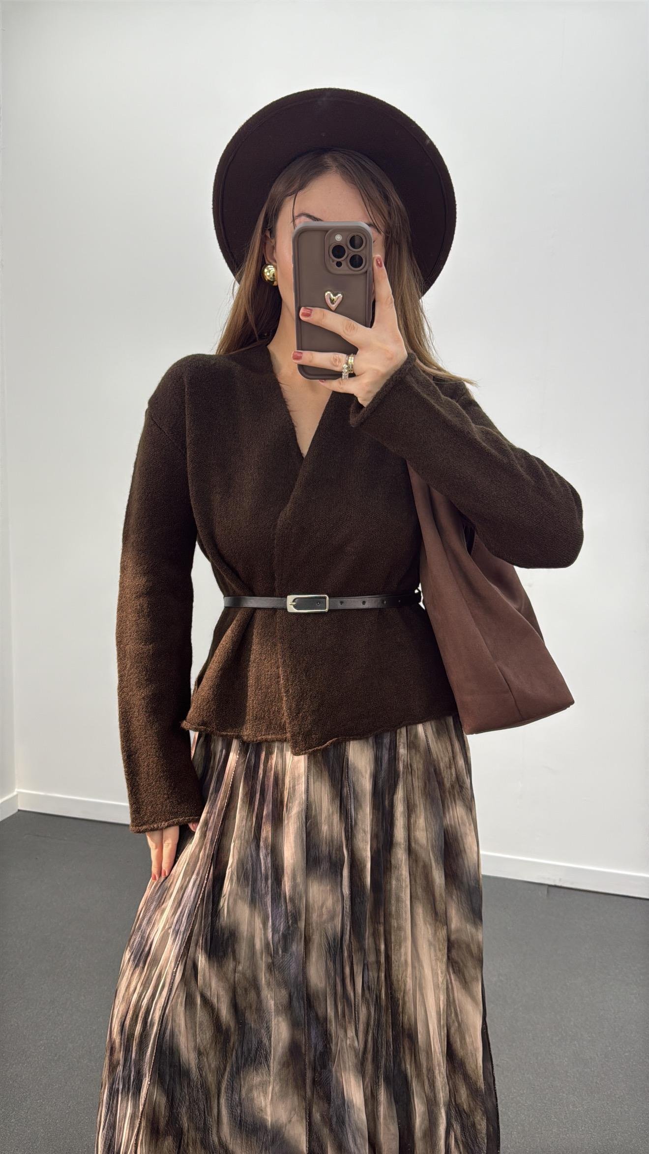 Talin Kahverengi Kemerli Premium Triko