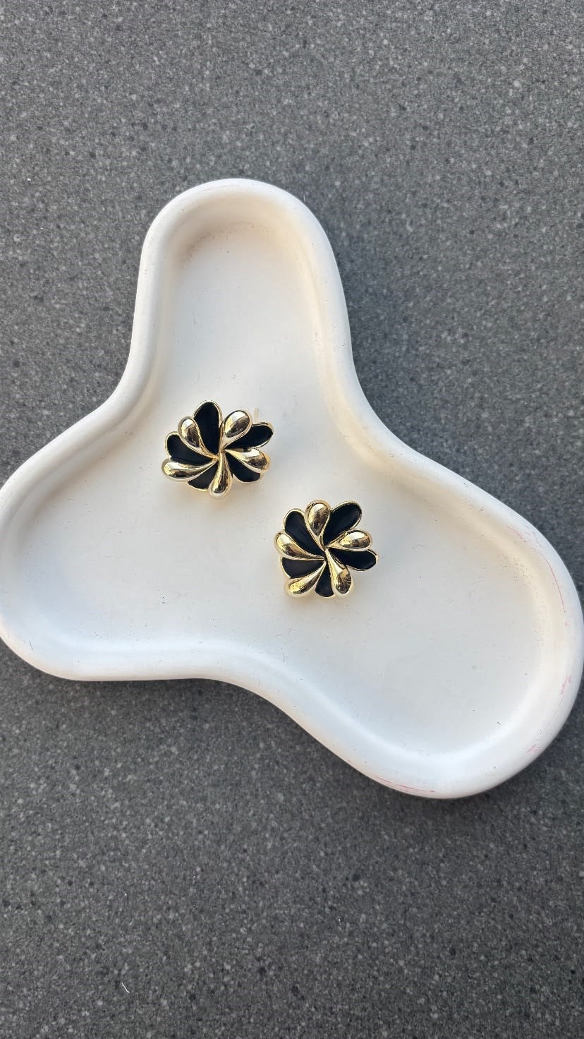 Tasia Siyah Gold Çiçek Küpe