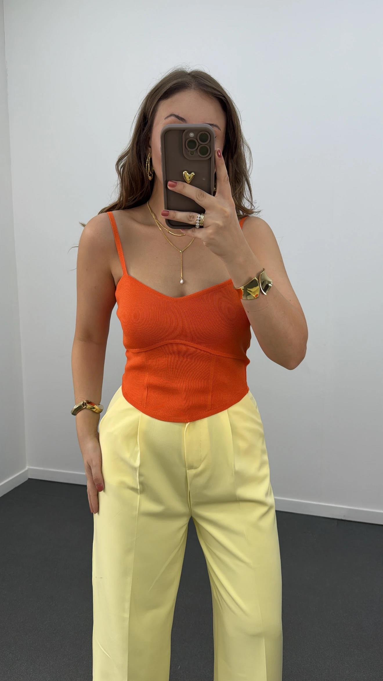 Tiana Turuncu Korsajlı Atlet