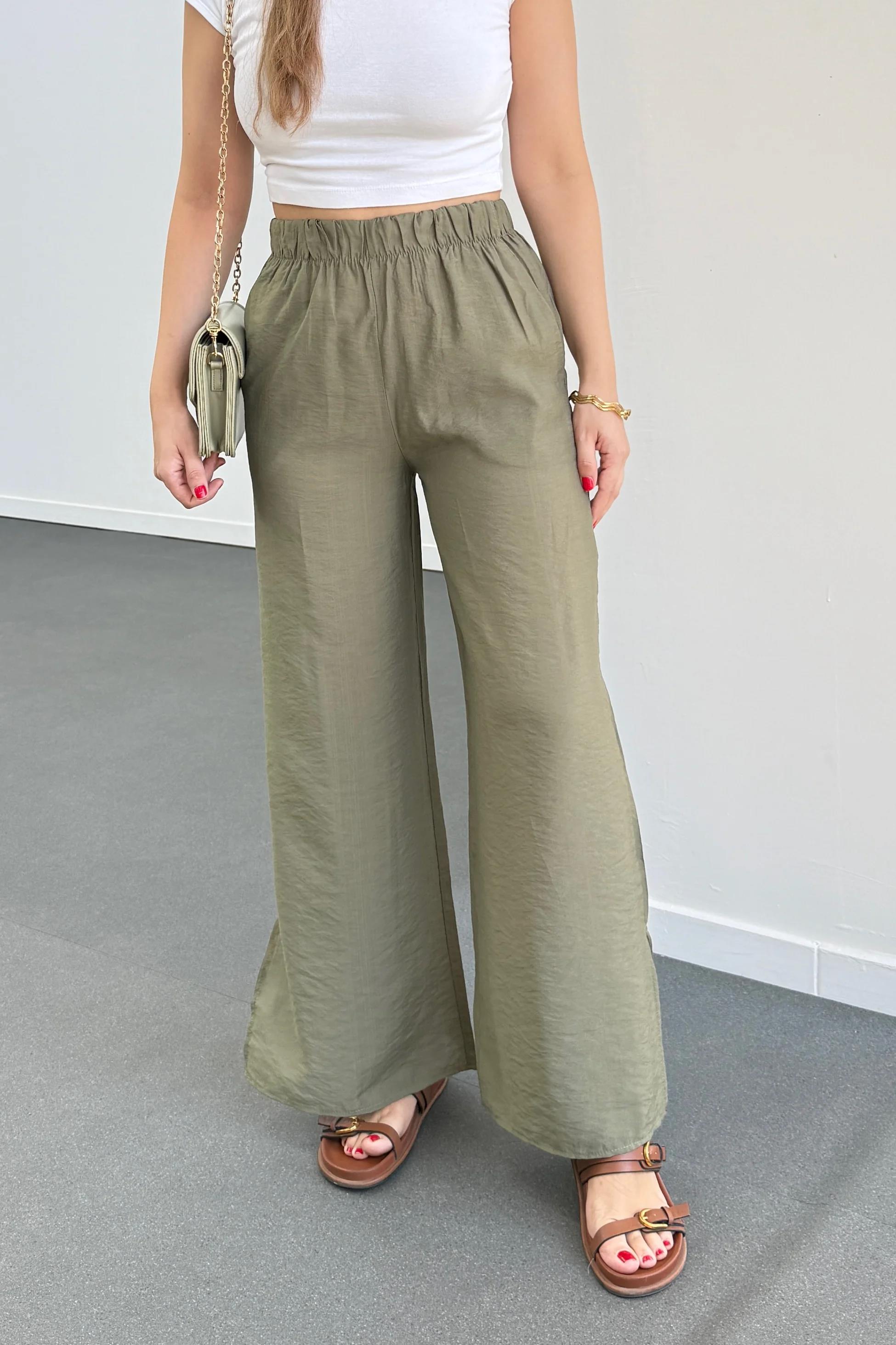 Valaya Haki Yanı Yırtmaçlı Rahat Pantolon