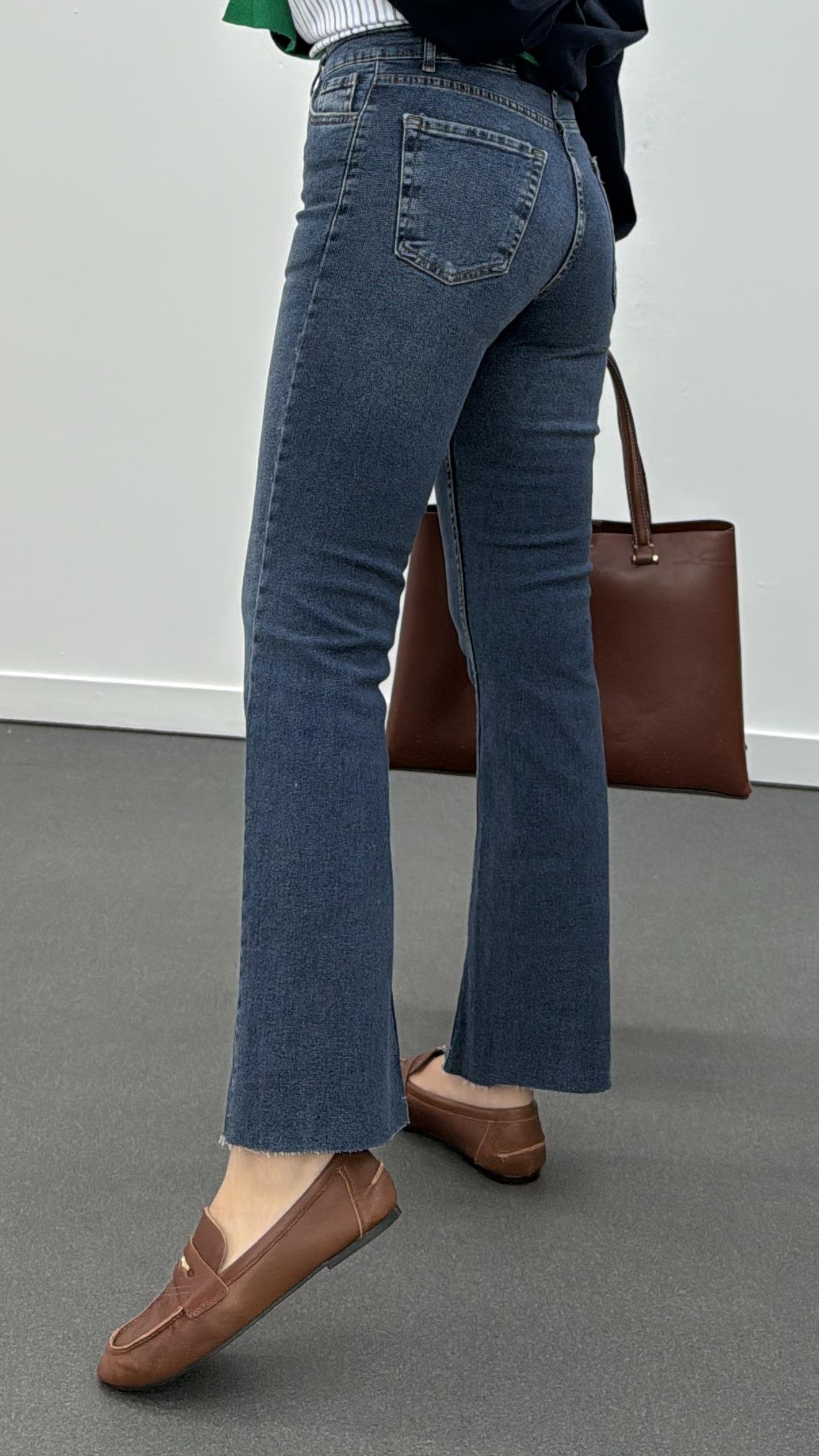 Vanta Tint Yıkamalı Likralı Crop Flare Jeans