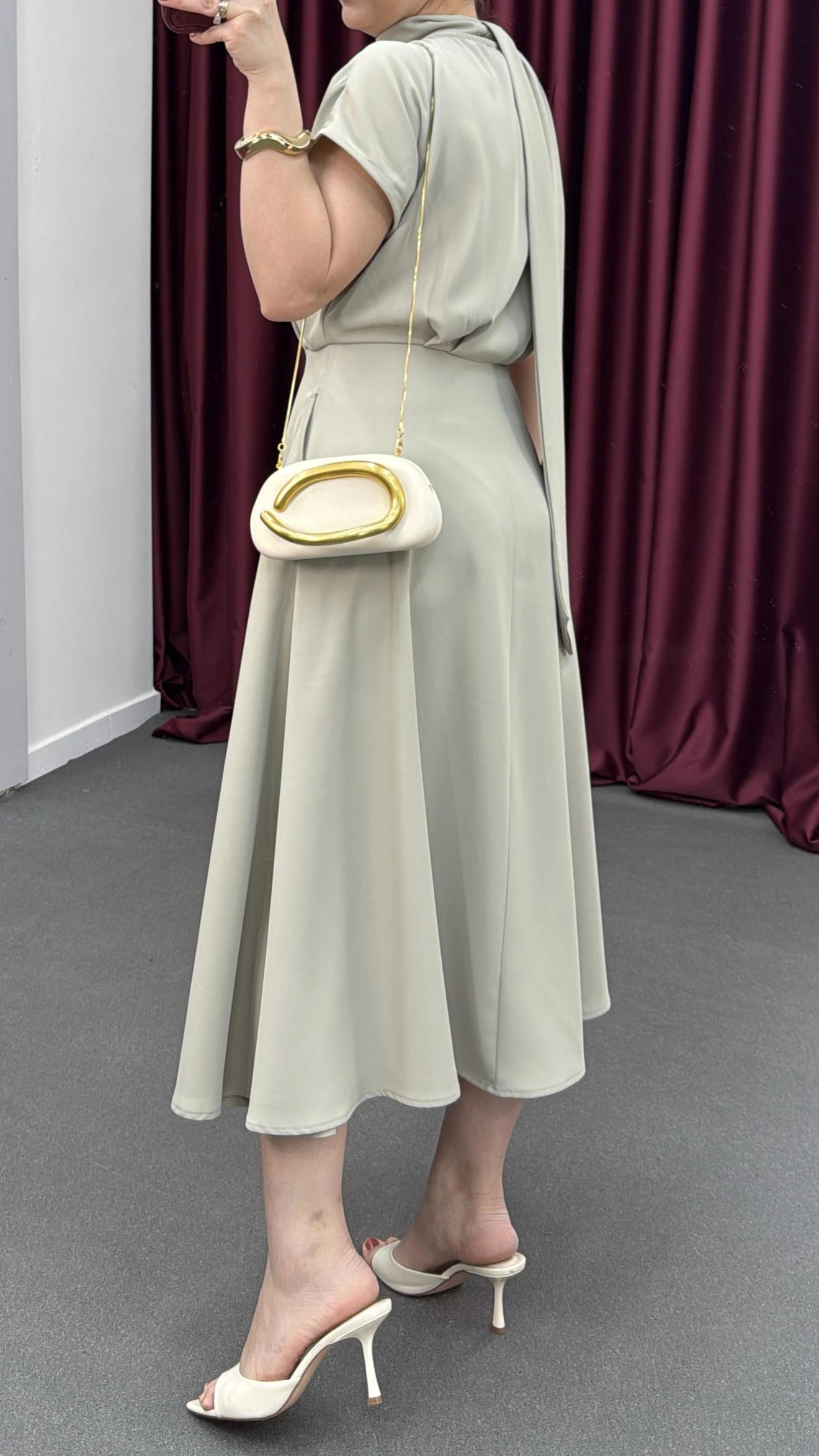 Vina Yeşil Kruvaze Gold Düğmeli Elbise