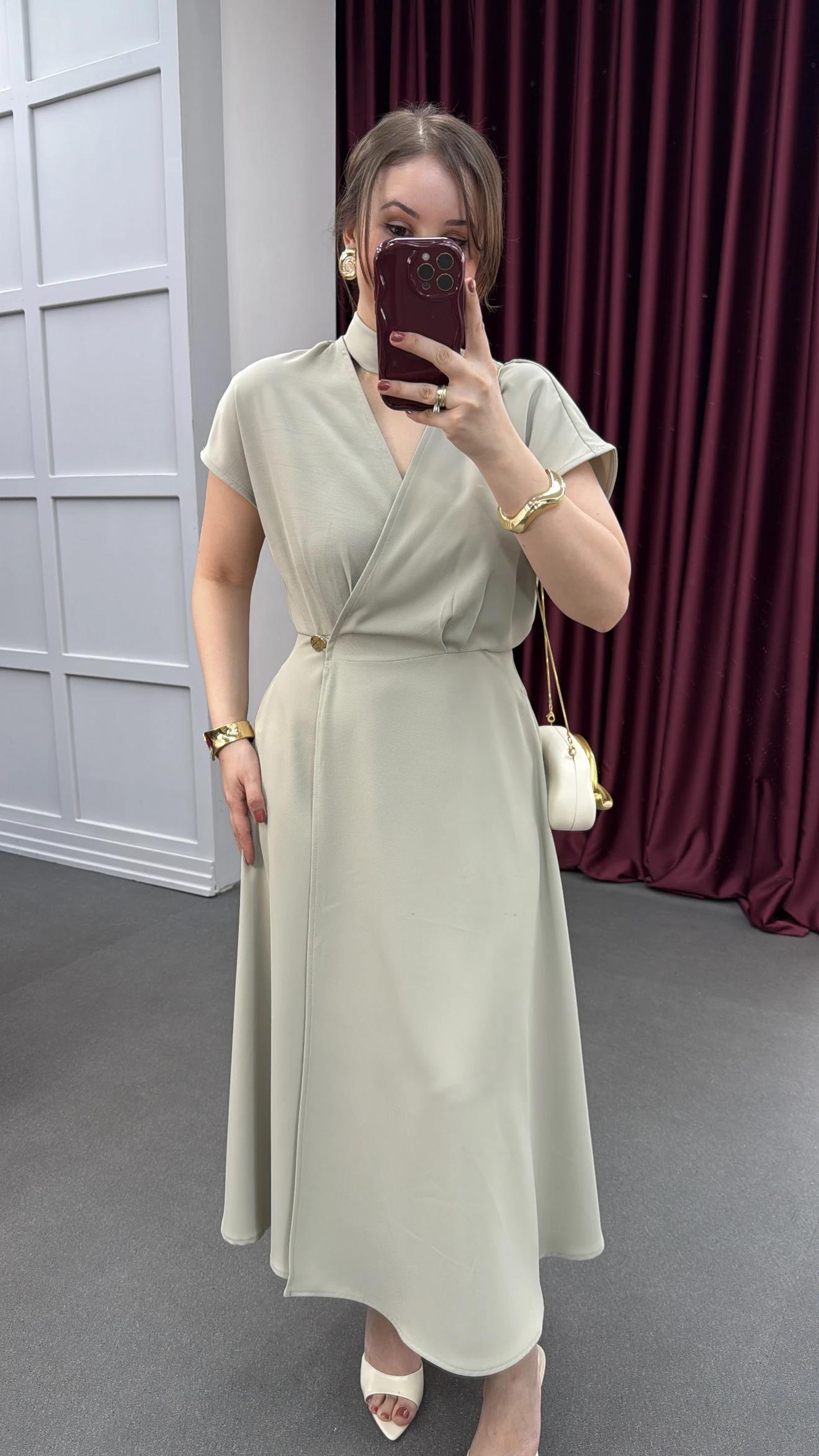 Vina Yeşil Kruvaze Gold Düğmeli Elbise