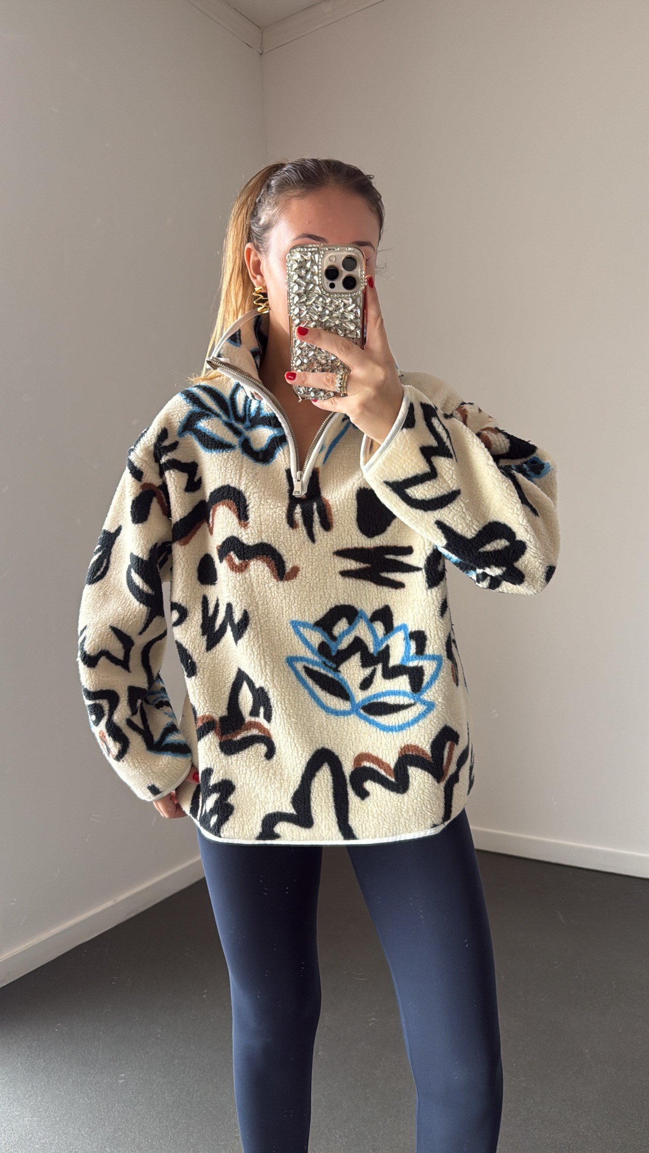 Wildora Krem Mavi Desenli Fermuarlı Sweatshirt