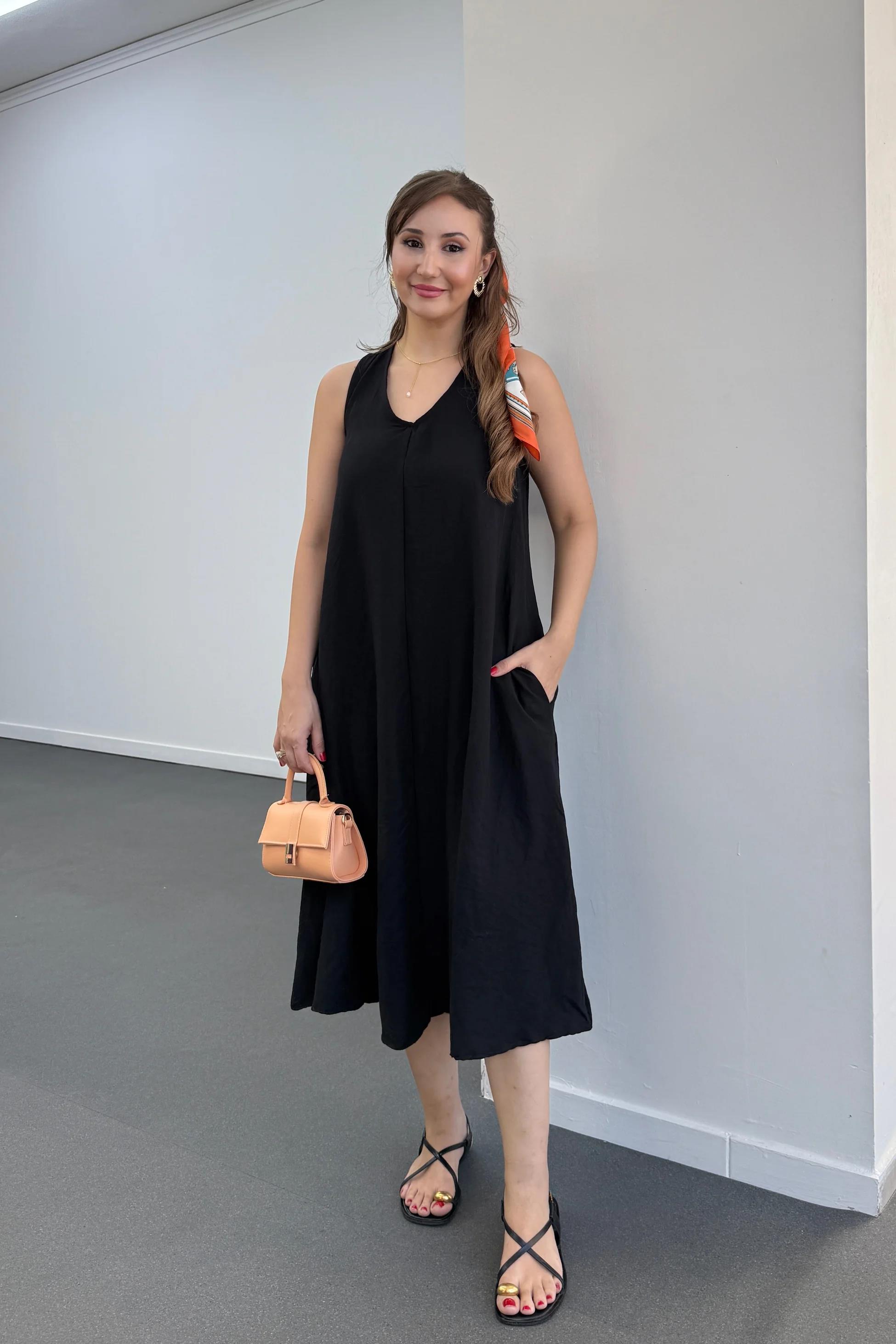 Yegor Siyah Cepli Rahat Midi Elbise