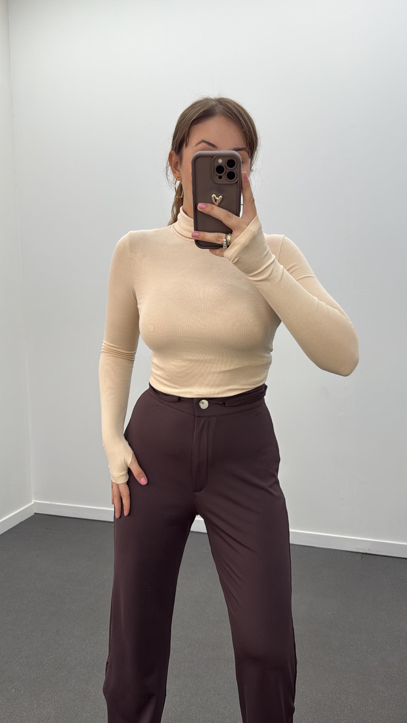 Yoko Bej Balıkçı Yaka Modal Body