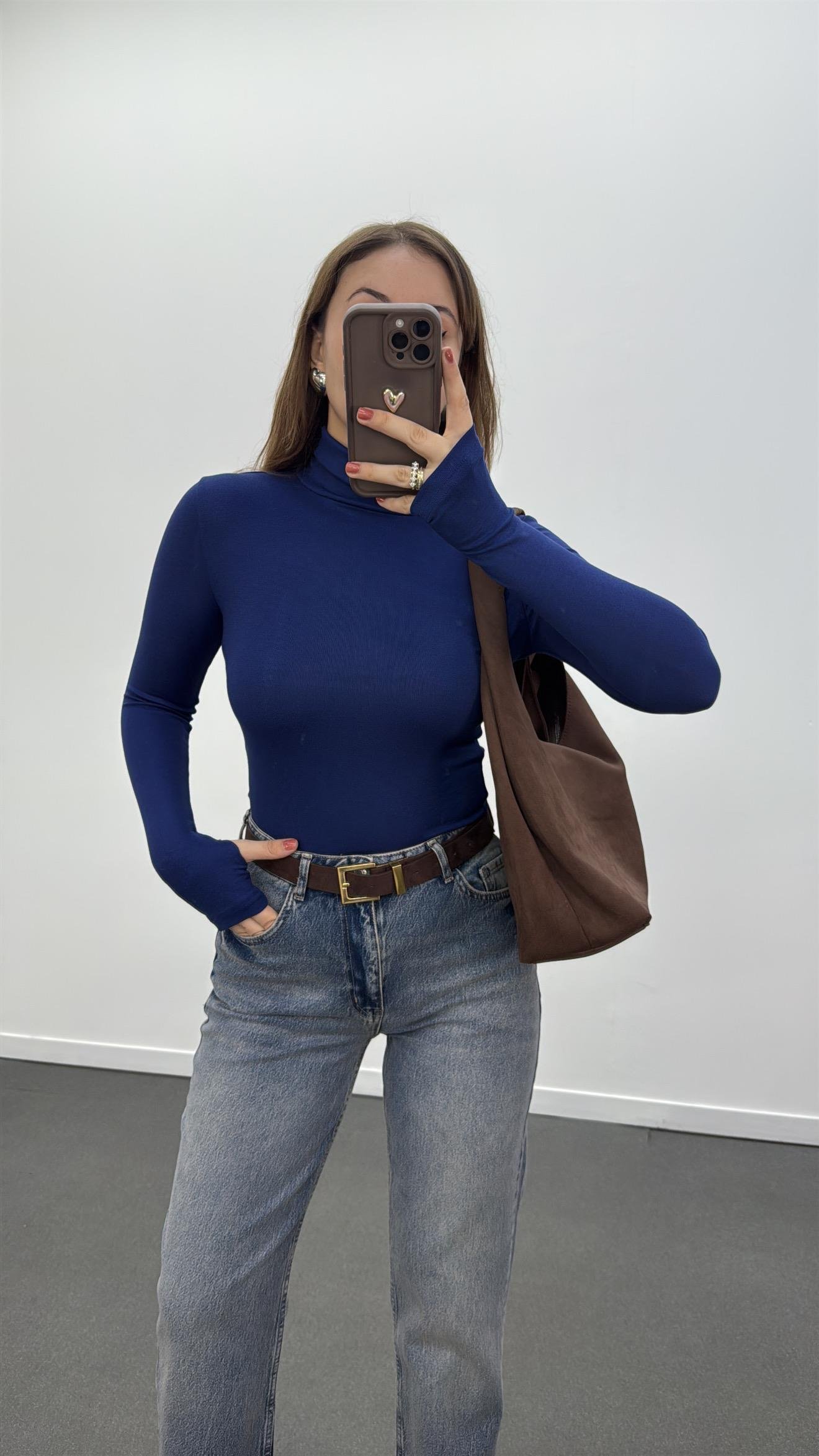 Yoko Saks Mavisi Balıkçı Yaka Modal Body