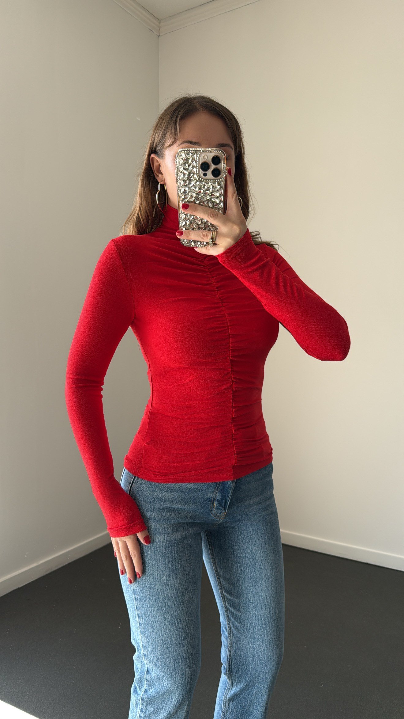 Zevra Kırmızı Büzgülü Balıkçı Body