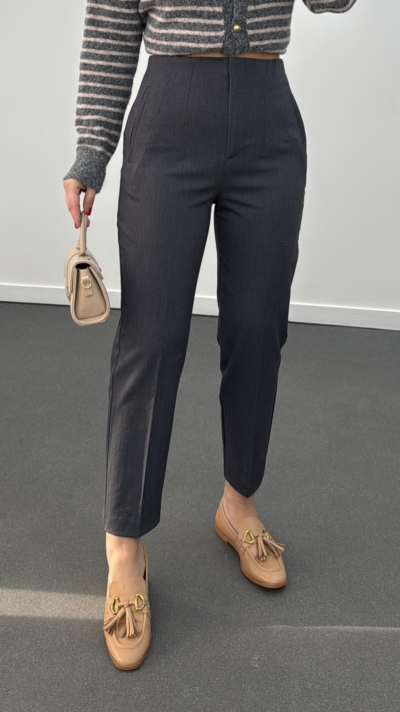 Zr Gri Renk Pensli Kumaş Pantolon