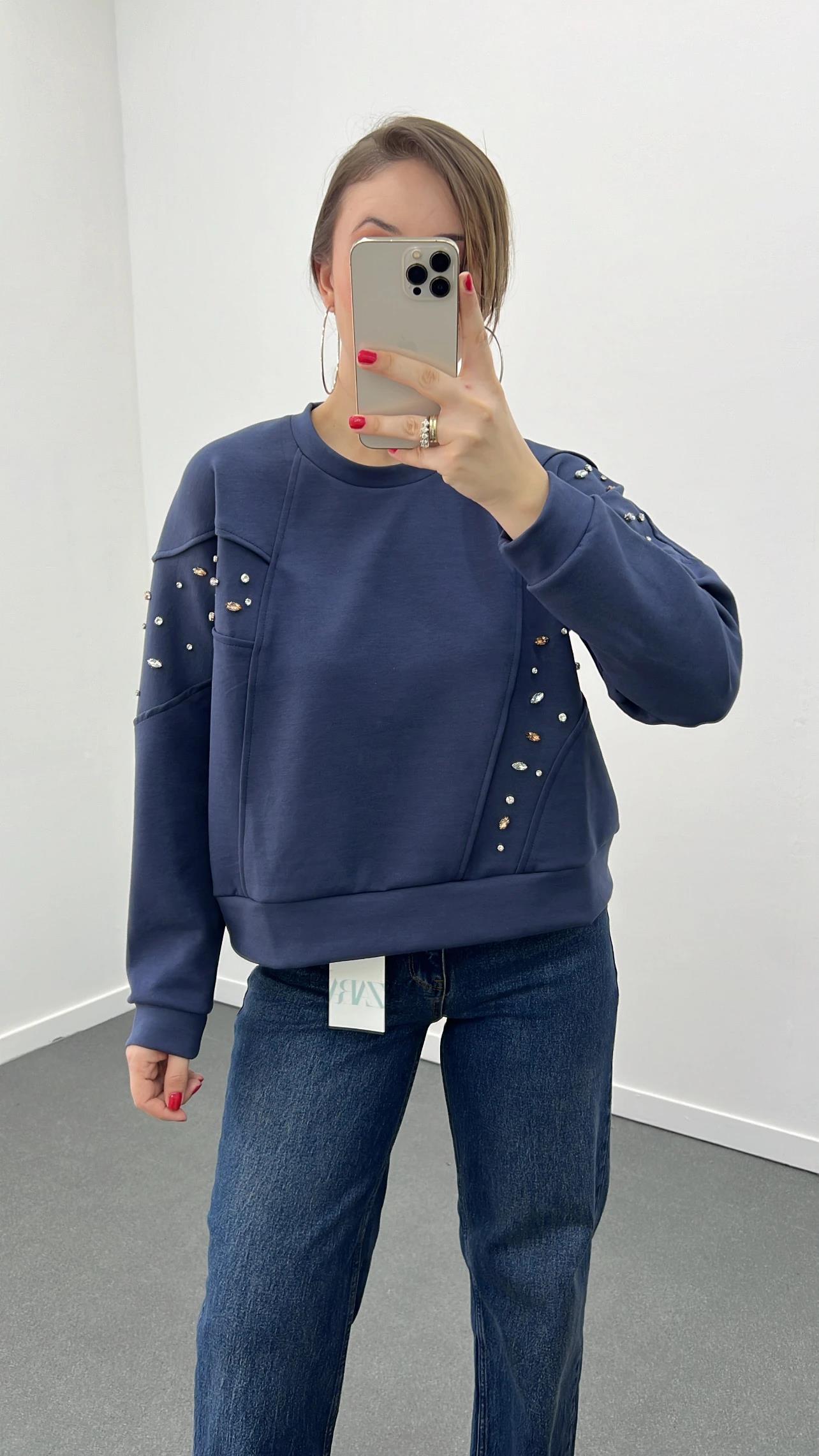 ZR Lacivert Taş Aksesuarlı Sweat