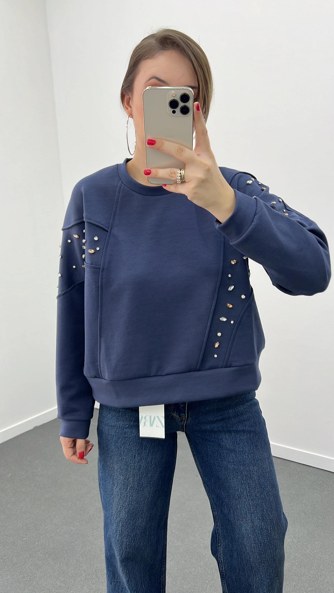 ZR Lacivert Taş Aksesuarlı Sweat