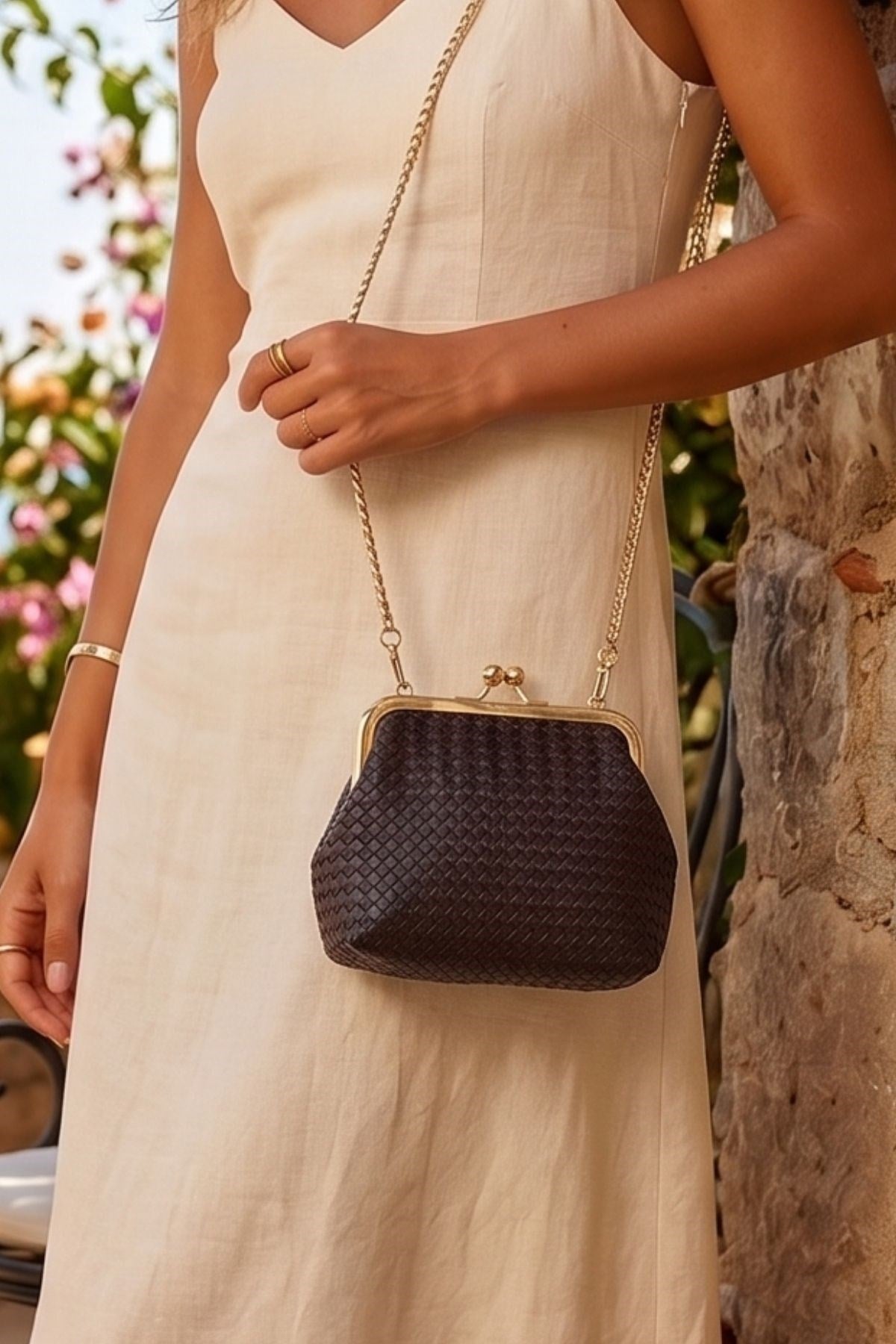 Vivazzaluxe Acı Kahve The Woven Frame Mini Deri Kadın Portföy, Clutch ve Omuz Çantası PORTFÖY & CLUTCH