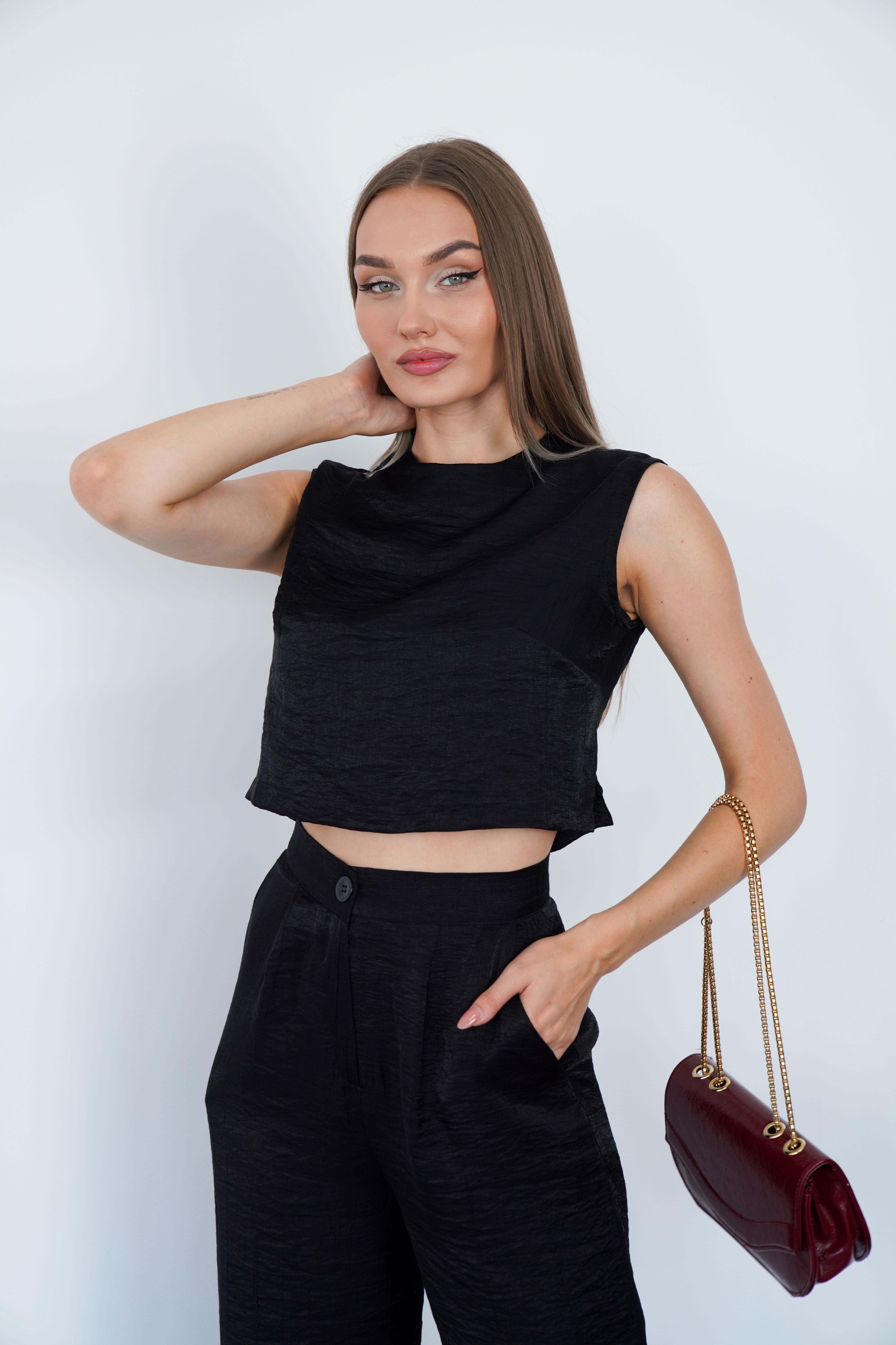 Hafif Parlak Kırışık Efektli Viskon Polyester Takım Siyah