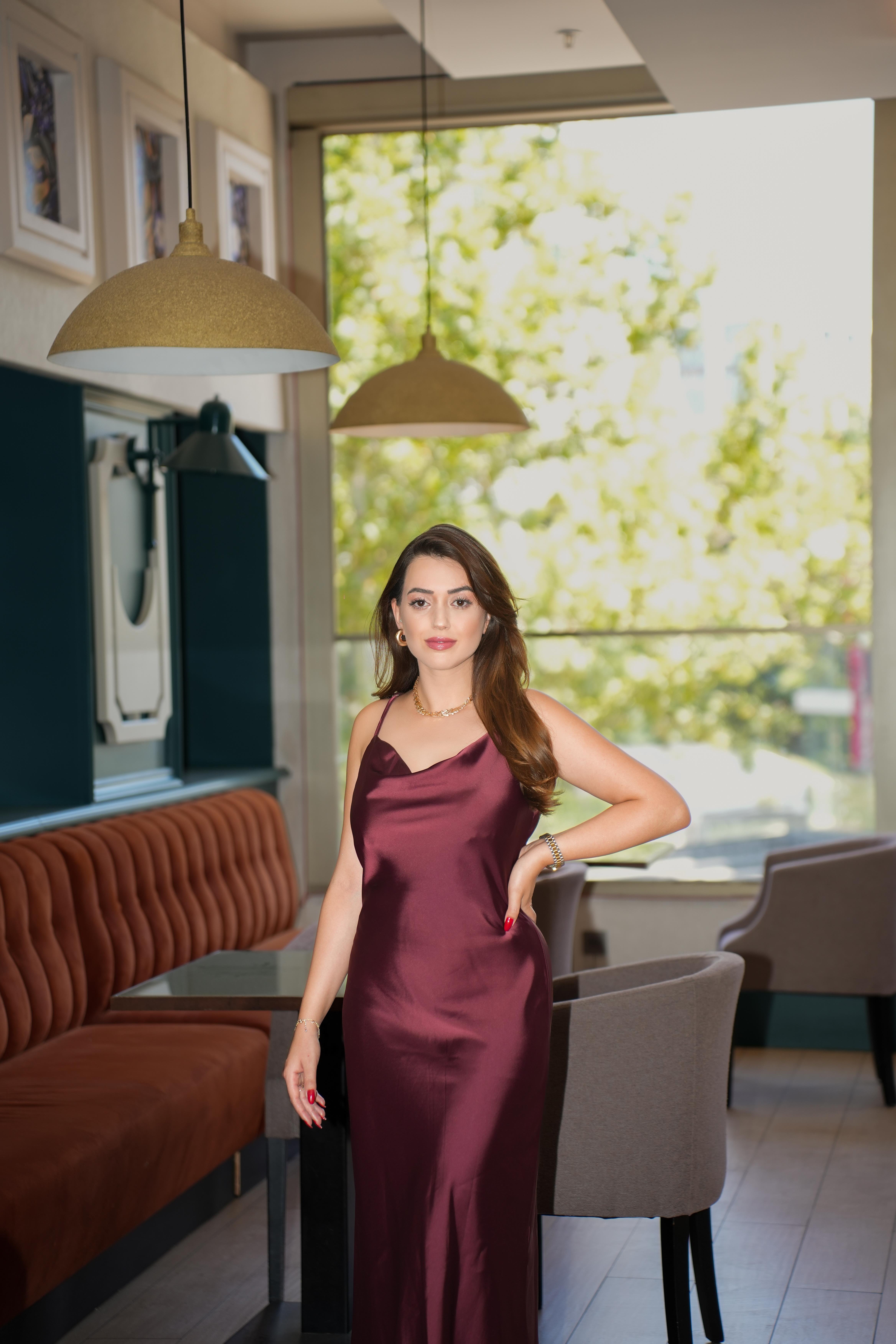 Bordo Askılı Saten Elbise