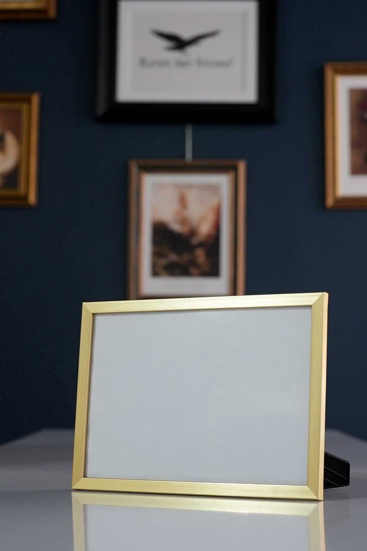 Ermitaj A4 Ebat 21cm x 30cm Altın Resim Fotoğraf Belge Poster Evrak Çerçevesi Korumalı Kırılmaz Pleksi Cam