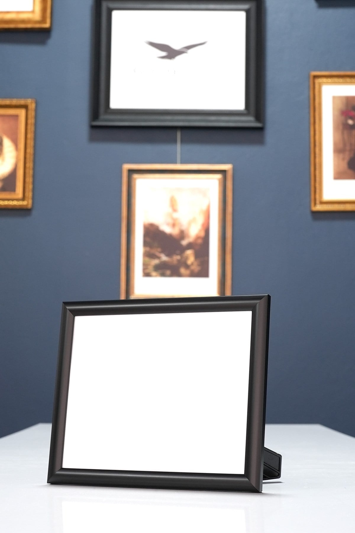 Pergamon 20x25 cm Siyah Altın Resim Fotoğraf Belge Poster Evrak Çerçevesi Korumalı Kırılmaz Pleksi Cam