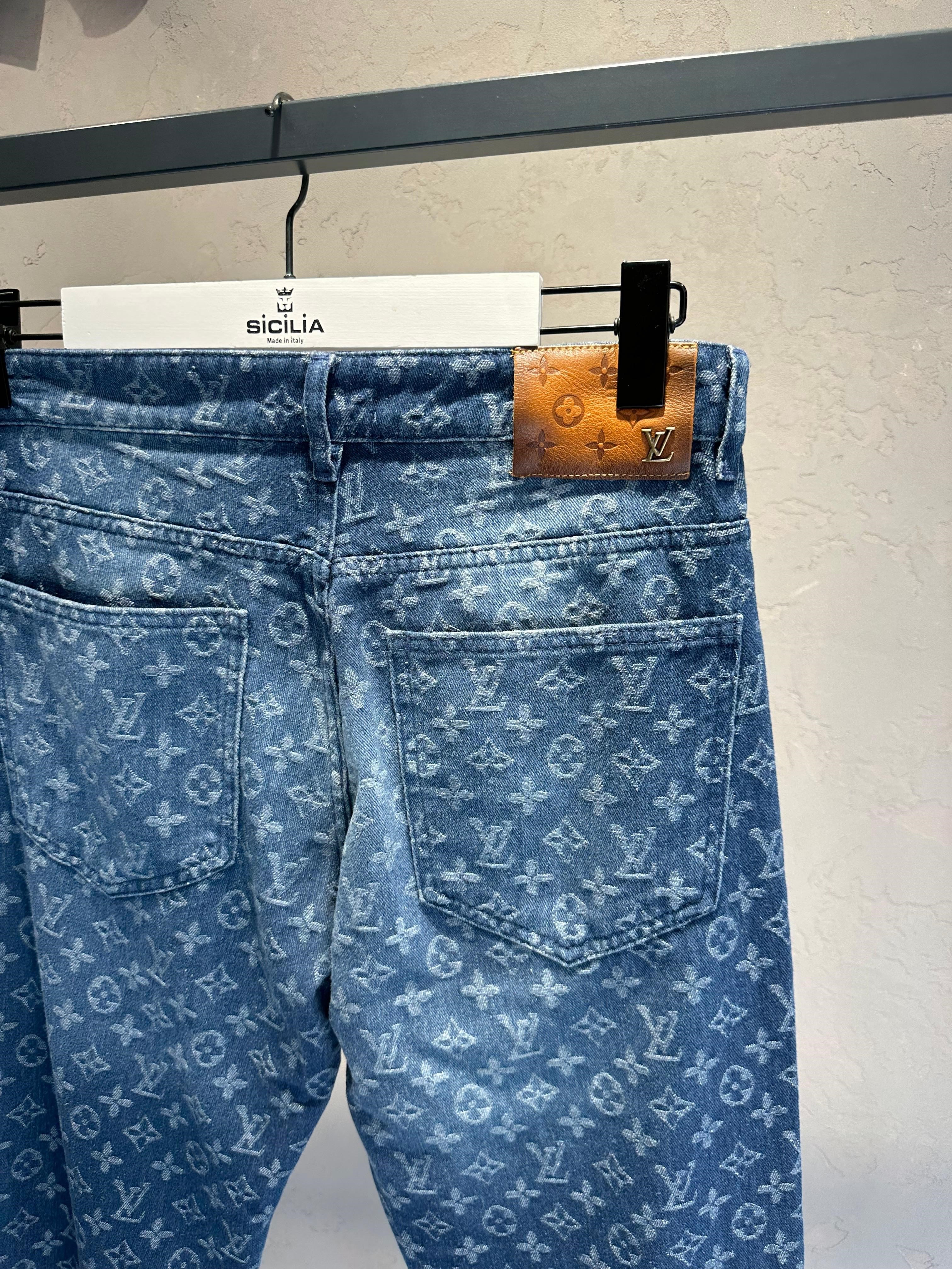 Louıs Vuitton Monogram Jean
