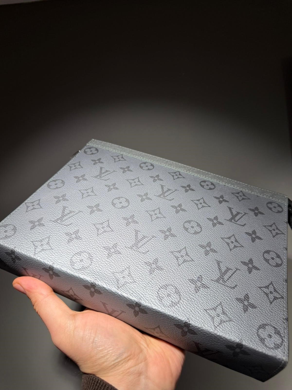 Louıs Vuitton Pochette Çanta