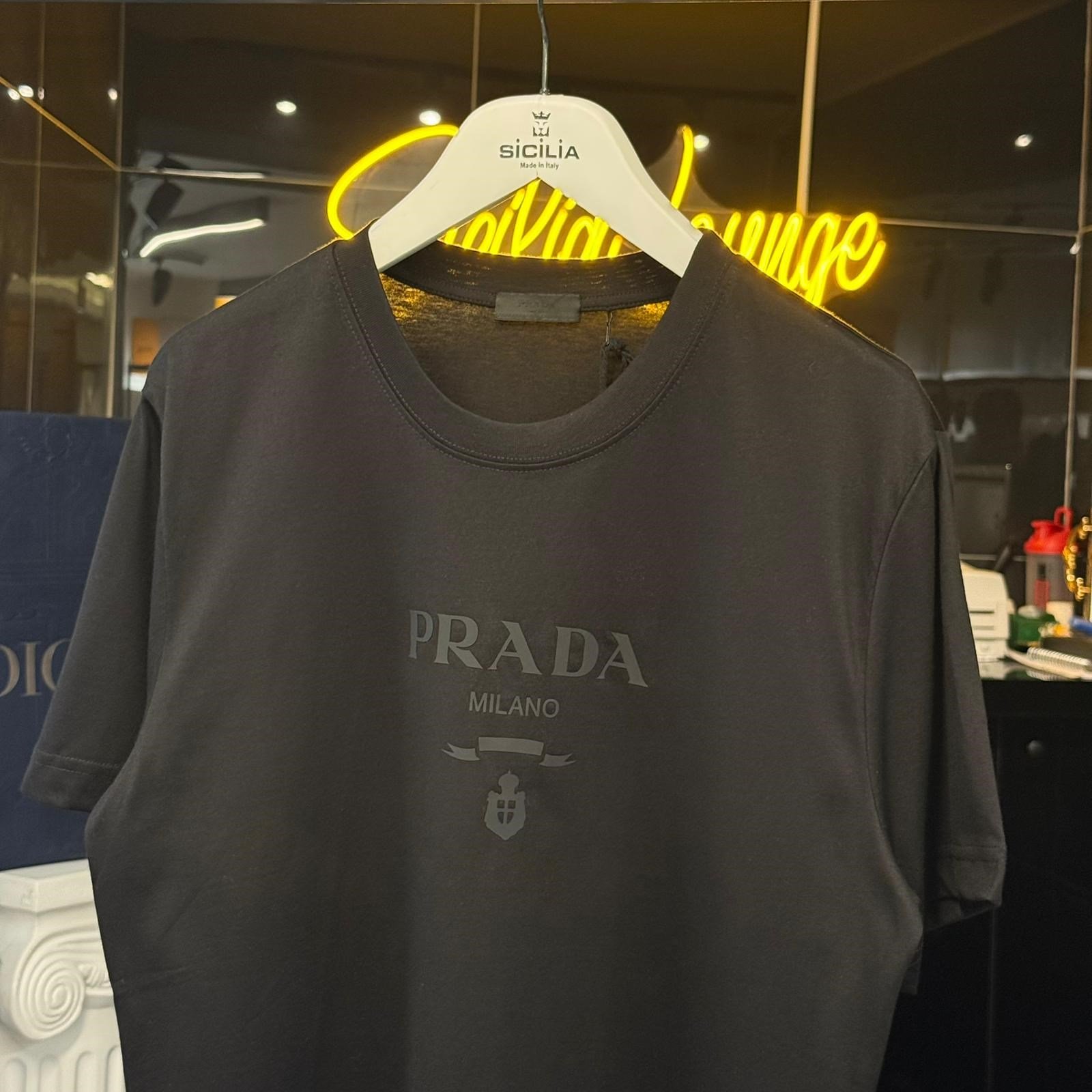 Prada Baskılı T-Shırt 