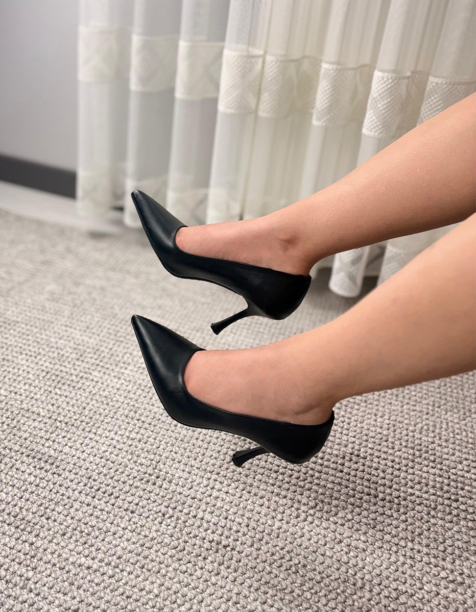 Kadın Aden Siyah Cilt İnce Topuklu Stiletto 9 Cm  