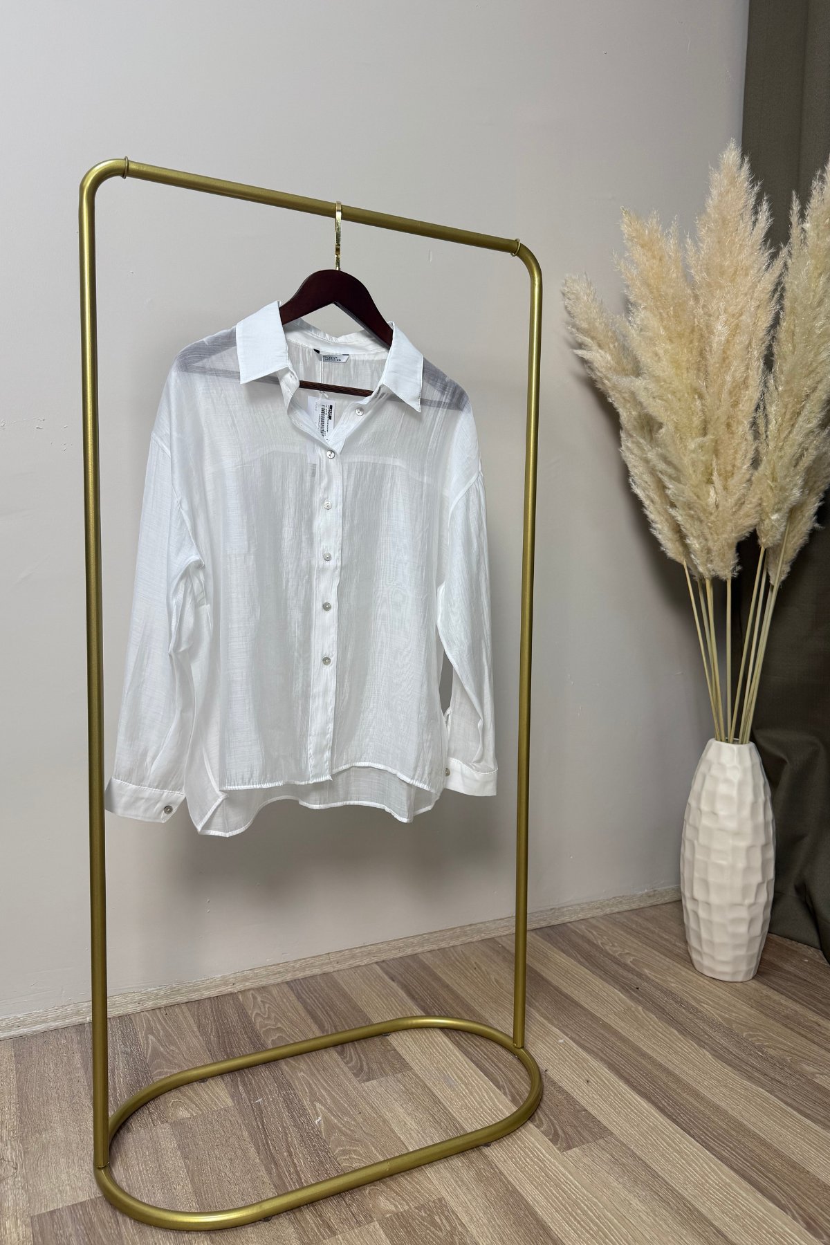 İpeksi Dokulu Oversize Transparan Beyaz Gömlek