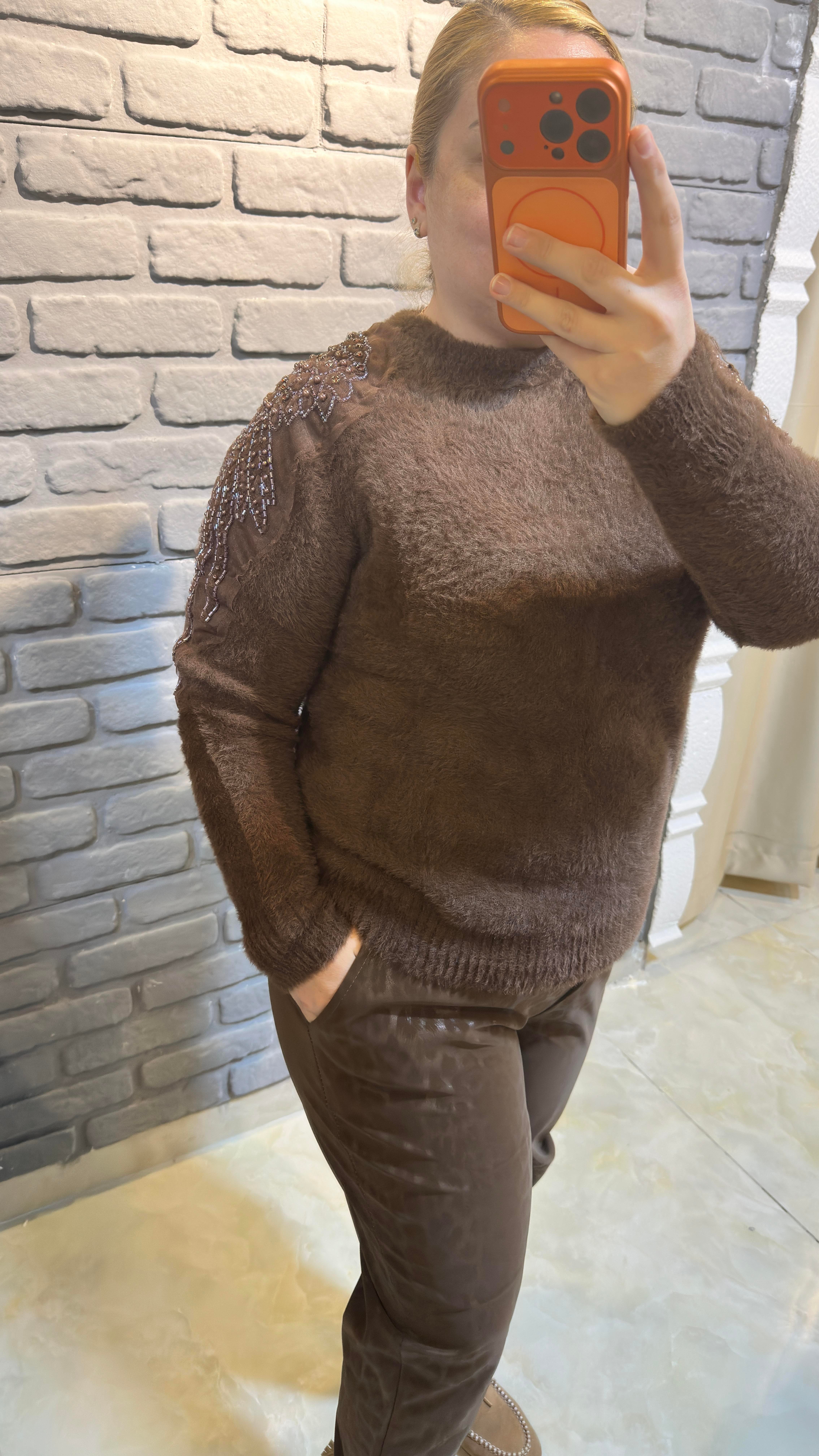 Omuz ve Kol İşleme Detaylı Angora