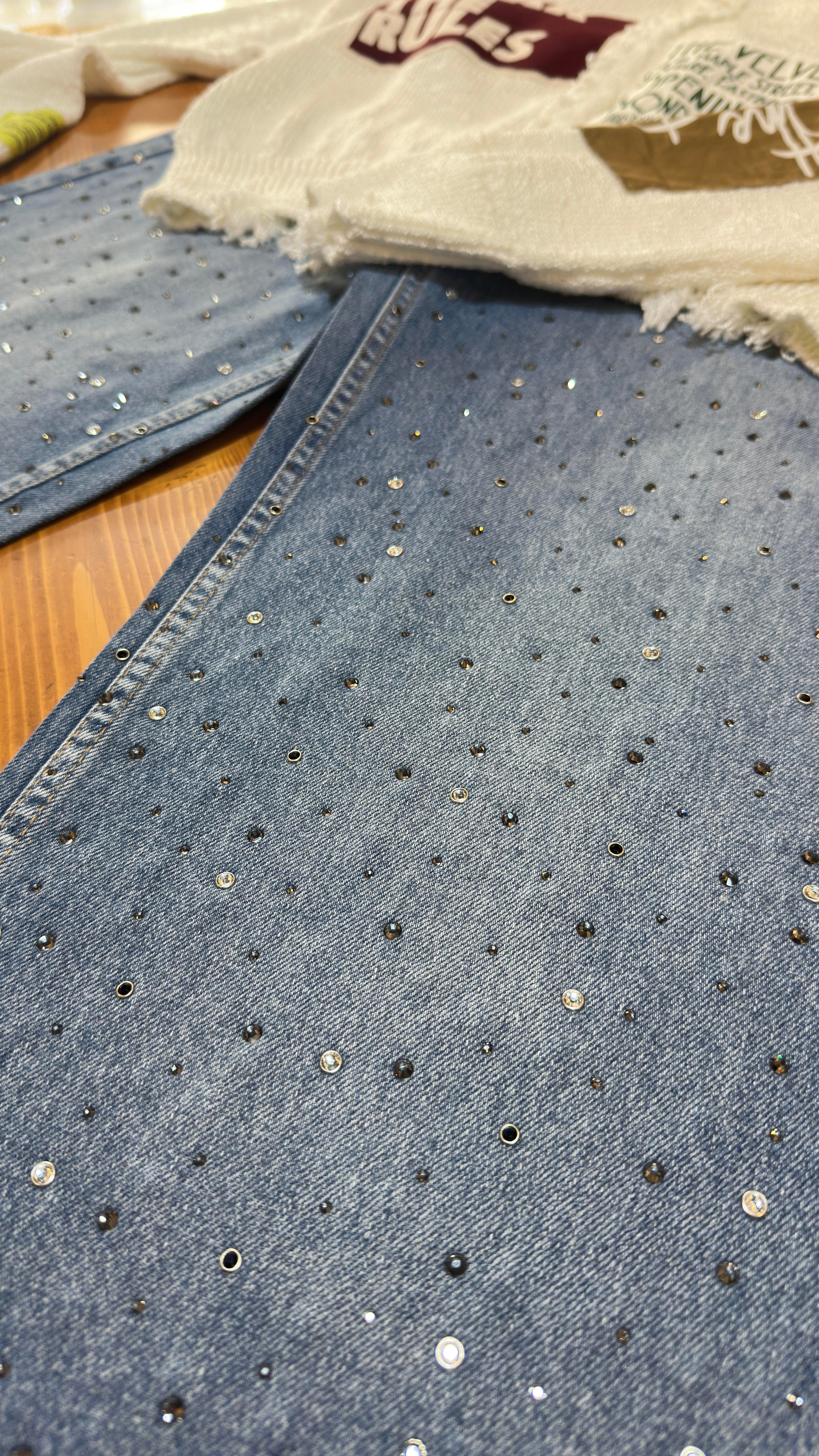 Orj Model, Çakılı Taş ve Zımbalı Jean