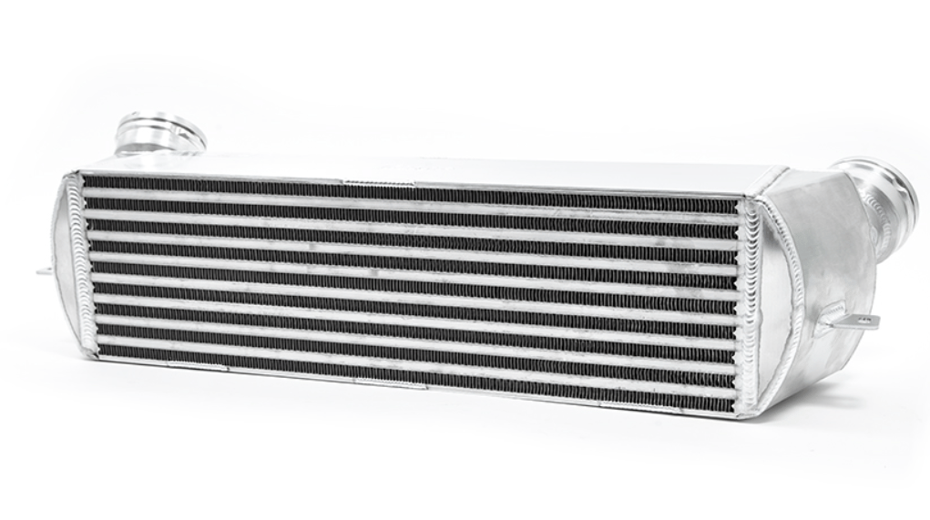 Forge Motorsport Performans Intercooler – BMW 135i / 335i / 1M (FMINTBM)