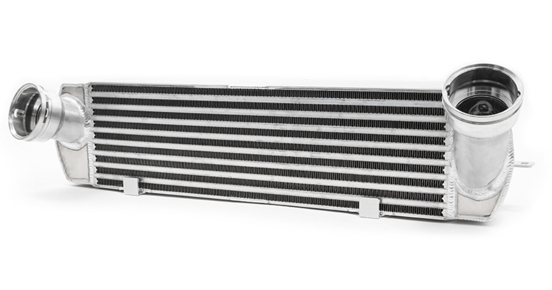 Forge Motorsport Performans Intercooler – BMW 135i / 335i / 1M (FMINTBM)