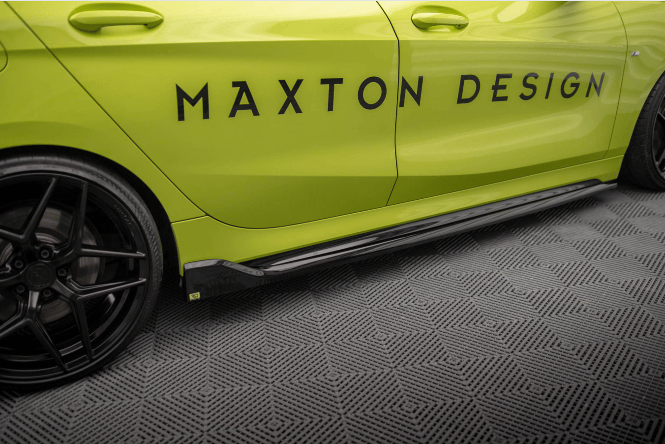 Maxton Yan Marşpiyel V.5 – BMW 1 Serisi M-Pack / M135i / 128ti F40