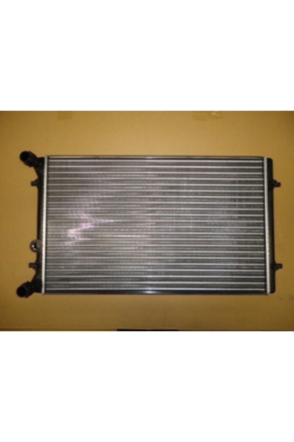 -ParçaAnında SEAT TOLEDO- 99/05; SU RADYATÖRÜ 1.6/1.8/1.9 TDI (BRAZİNG) (647X388X22)(MANUEL)ALM(ORİS