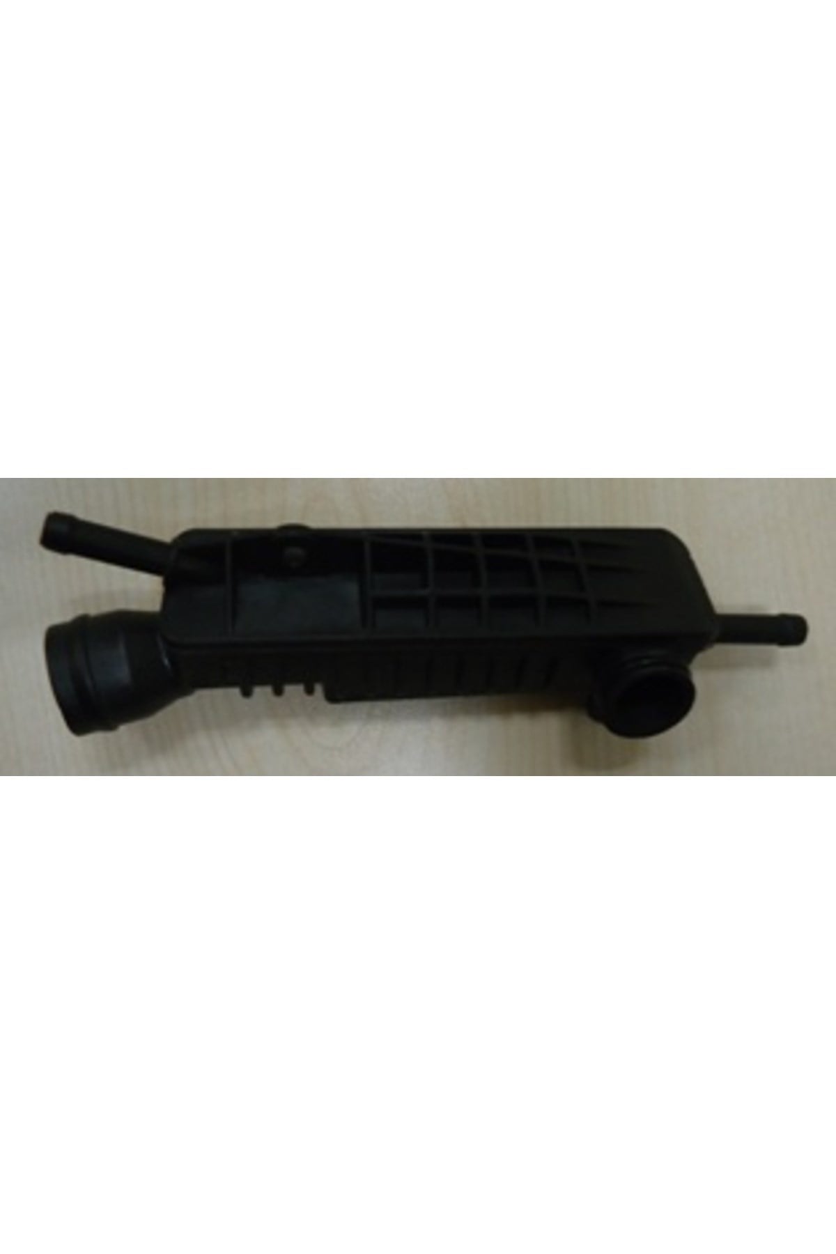 1031-4779 VOLKSWAGEN POLO- 6- 10/17; ISITMA BORUSU HAVA ALMA AĞZI (FAM) 1.6CC BENZİNLİ (