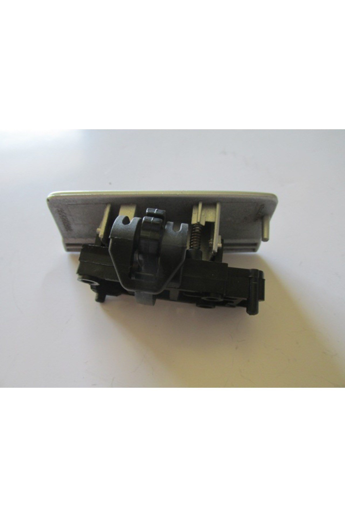 1882-3410 FIAT LINEA CLASSIC- 06/15; TORPİDO KİLİDİ GRİ