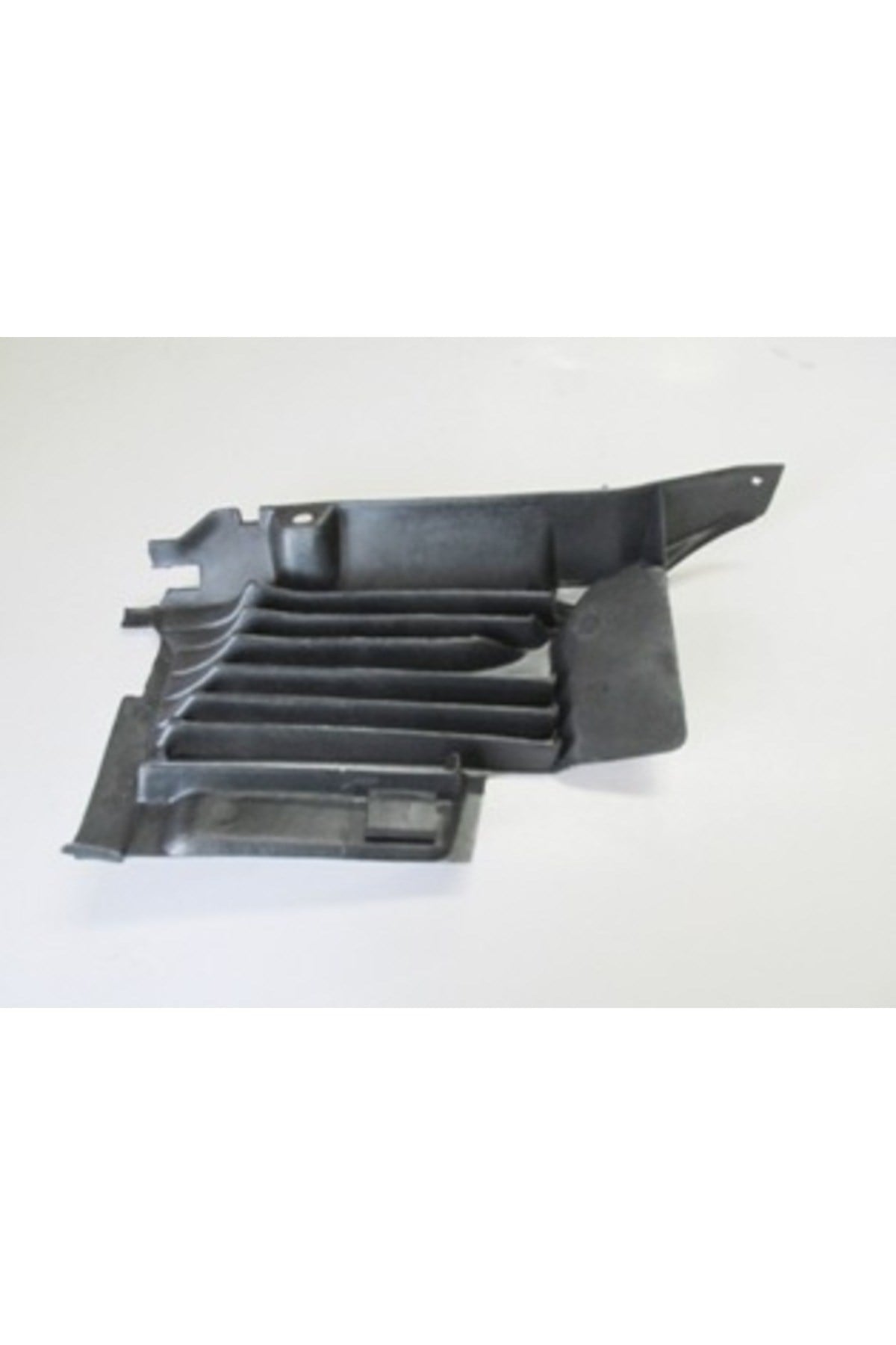 1992-2001 Renault R19 Europa Ön Panjur Iç Petek Sağ (tw) (adet) (oem No:7700819253)