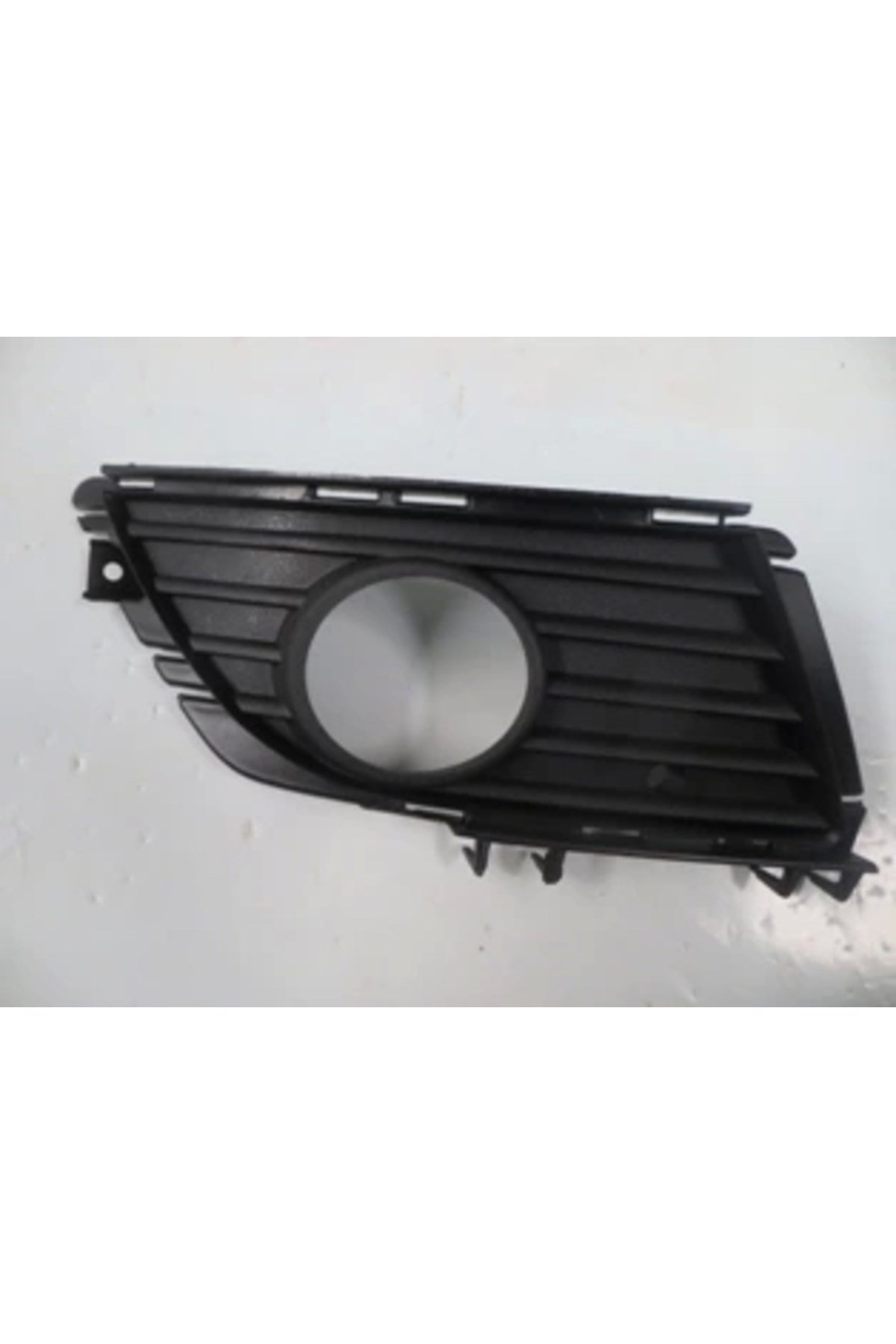 2004-2006 Opel Corsa C Sis Lamba Kapağı Sağ Siyah (delikli) (tw) (adet) (oem No:1400728)