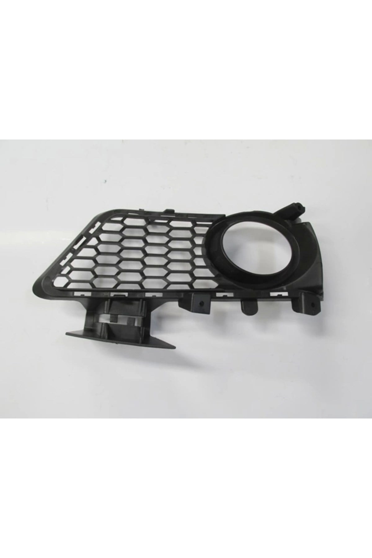 2012-2014 Bmw 3 Serı F30- Sis Lamba Kapağı Sağ Sis Delikli (m Paket) (tw)  (oem No:51118054156