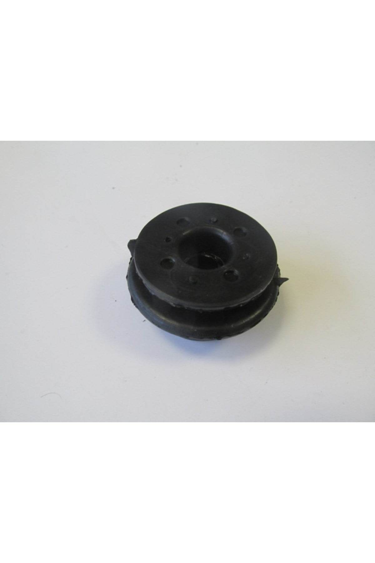 204-4810A TOYOTA AURIS- 11/12; RADYATÖR ALT LASTİĞİ